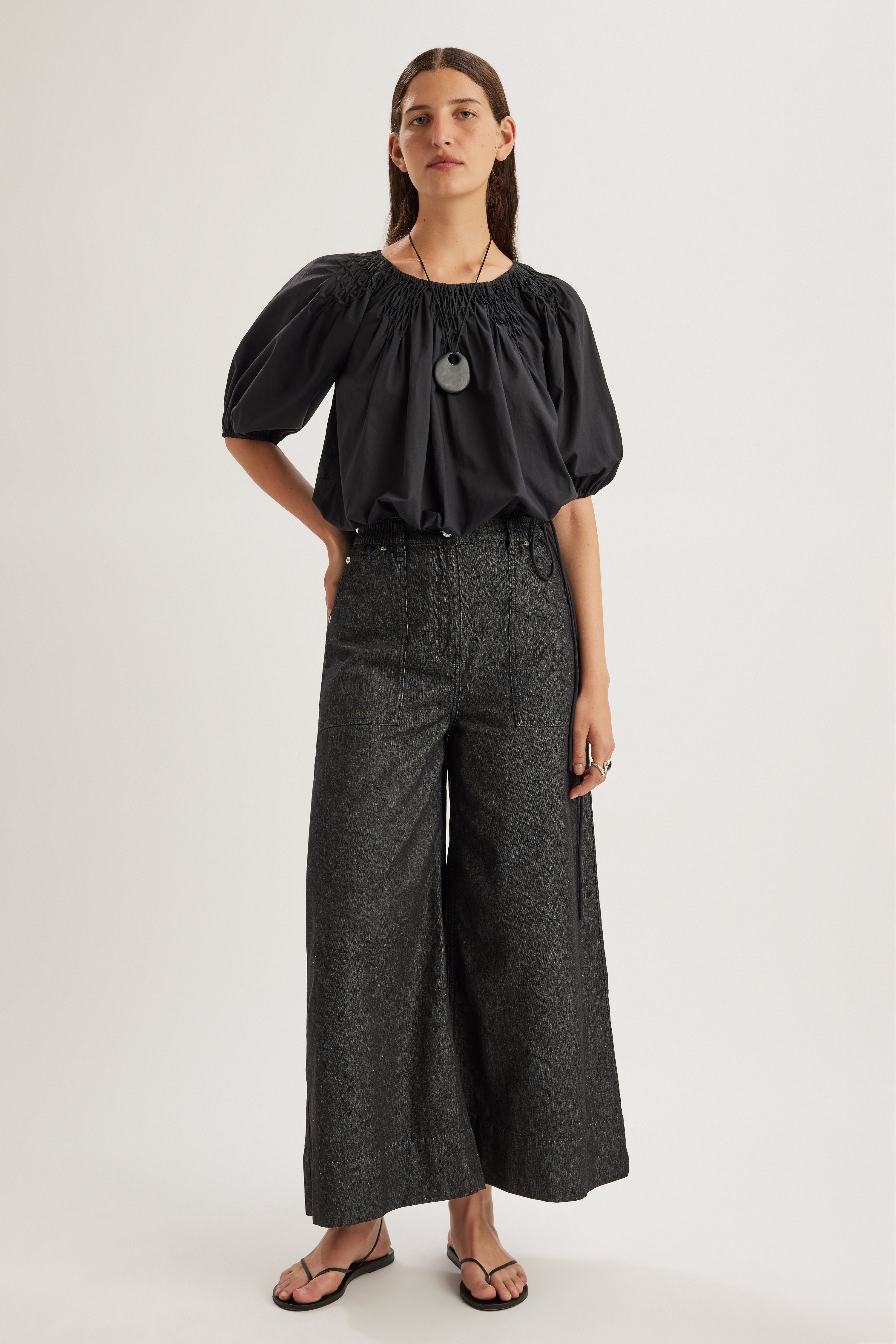 Lotus Top in Black