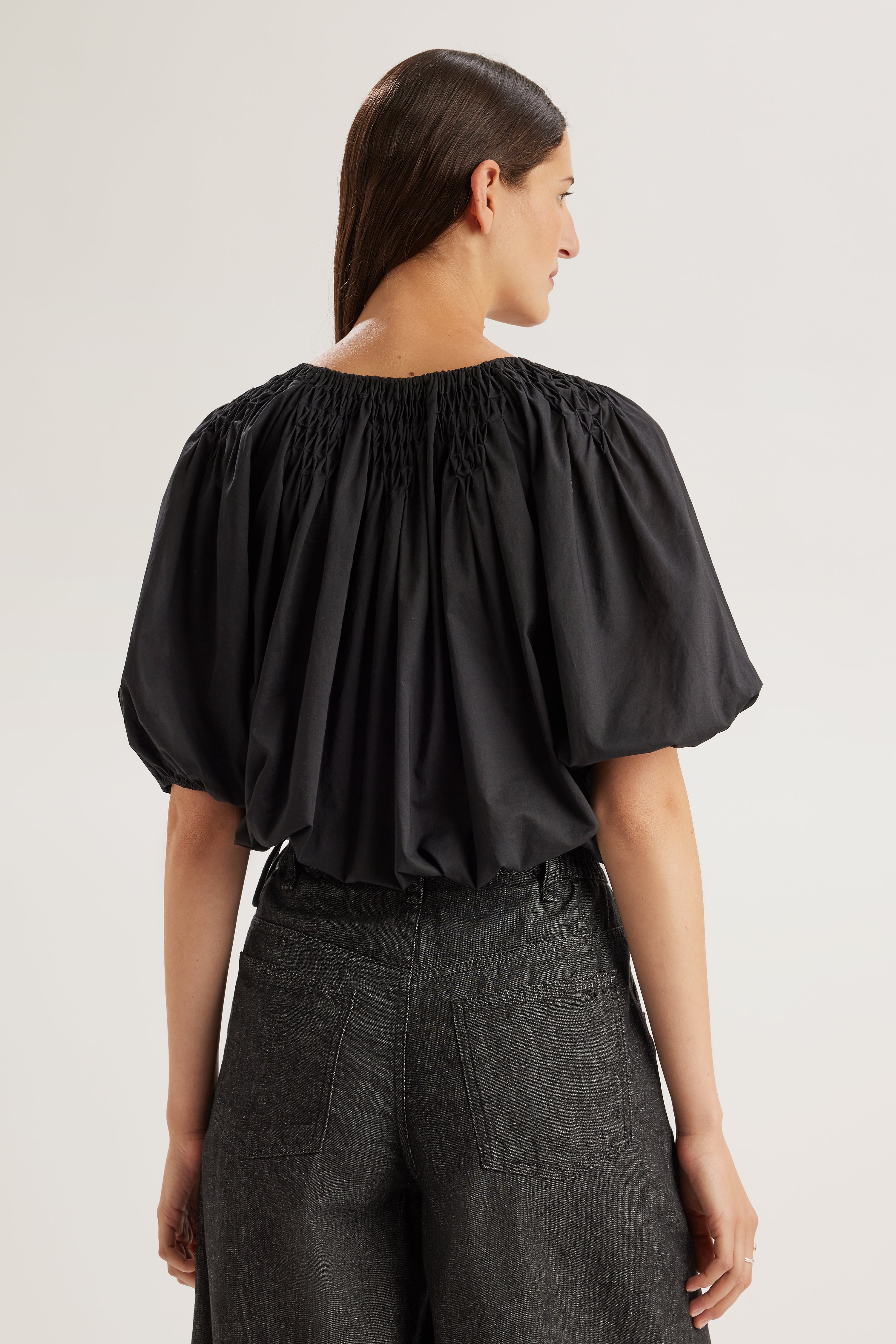 Lotus Top in Black