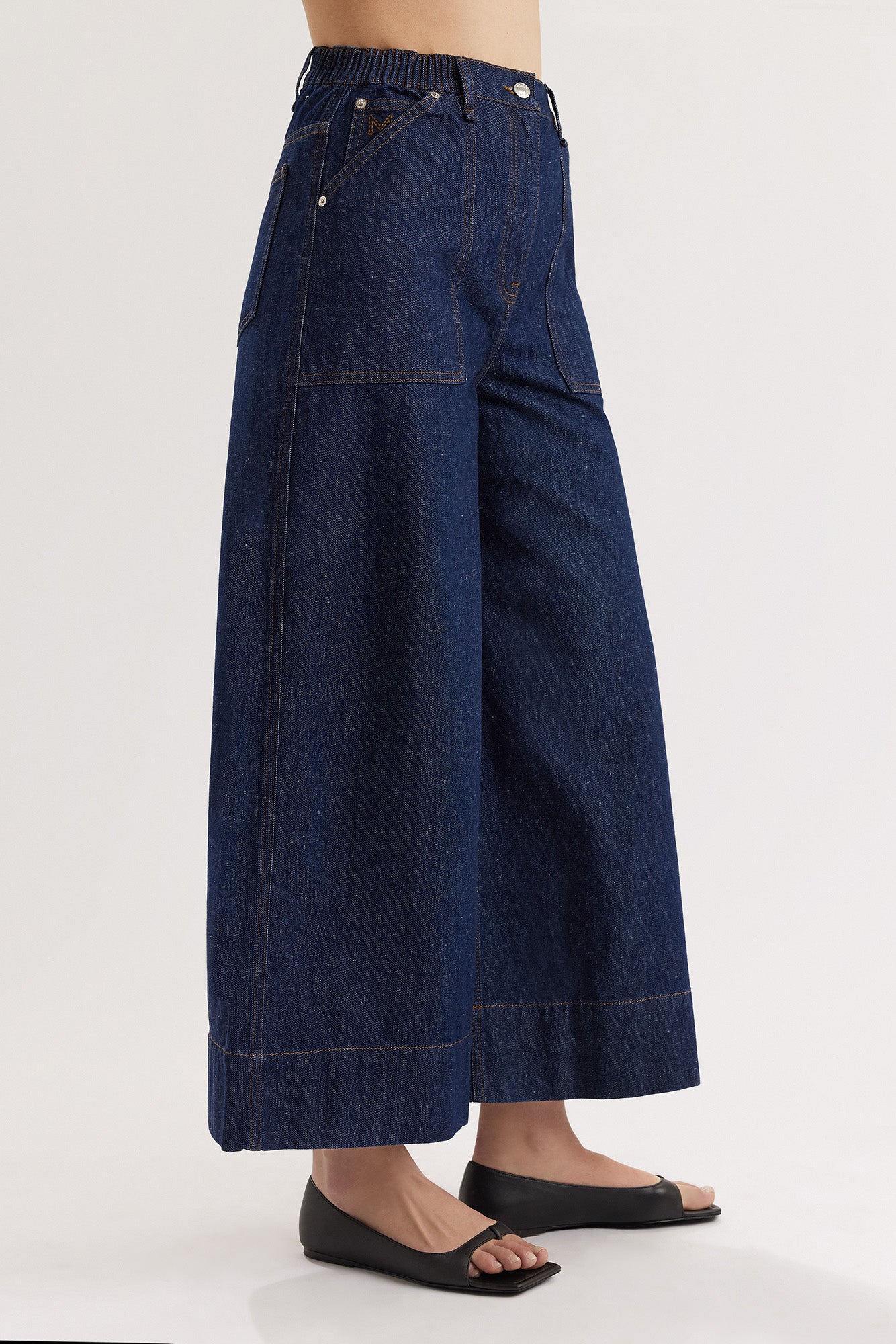 Violette Jean in Dark Wash