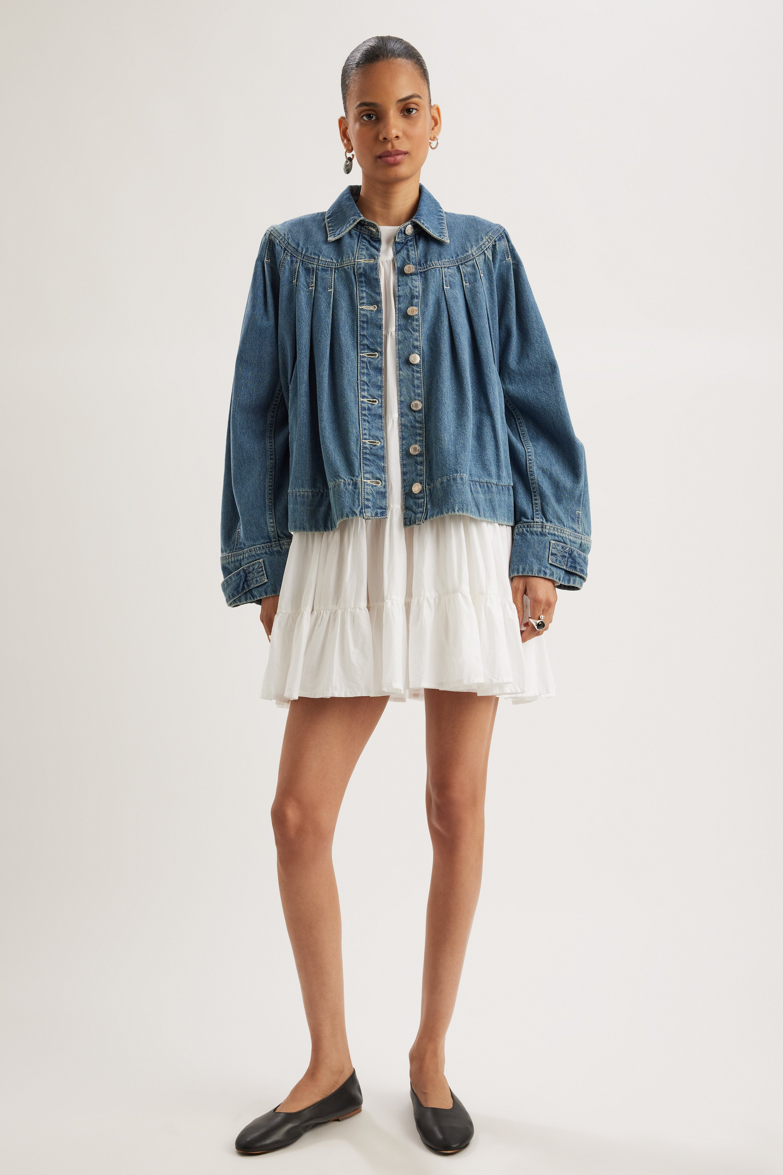 Easton Denim Jacket in Mid-Blue Wash