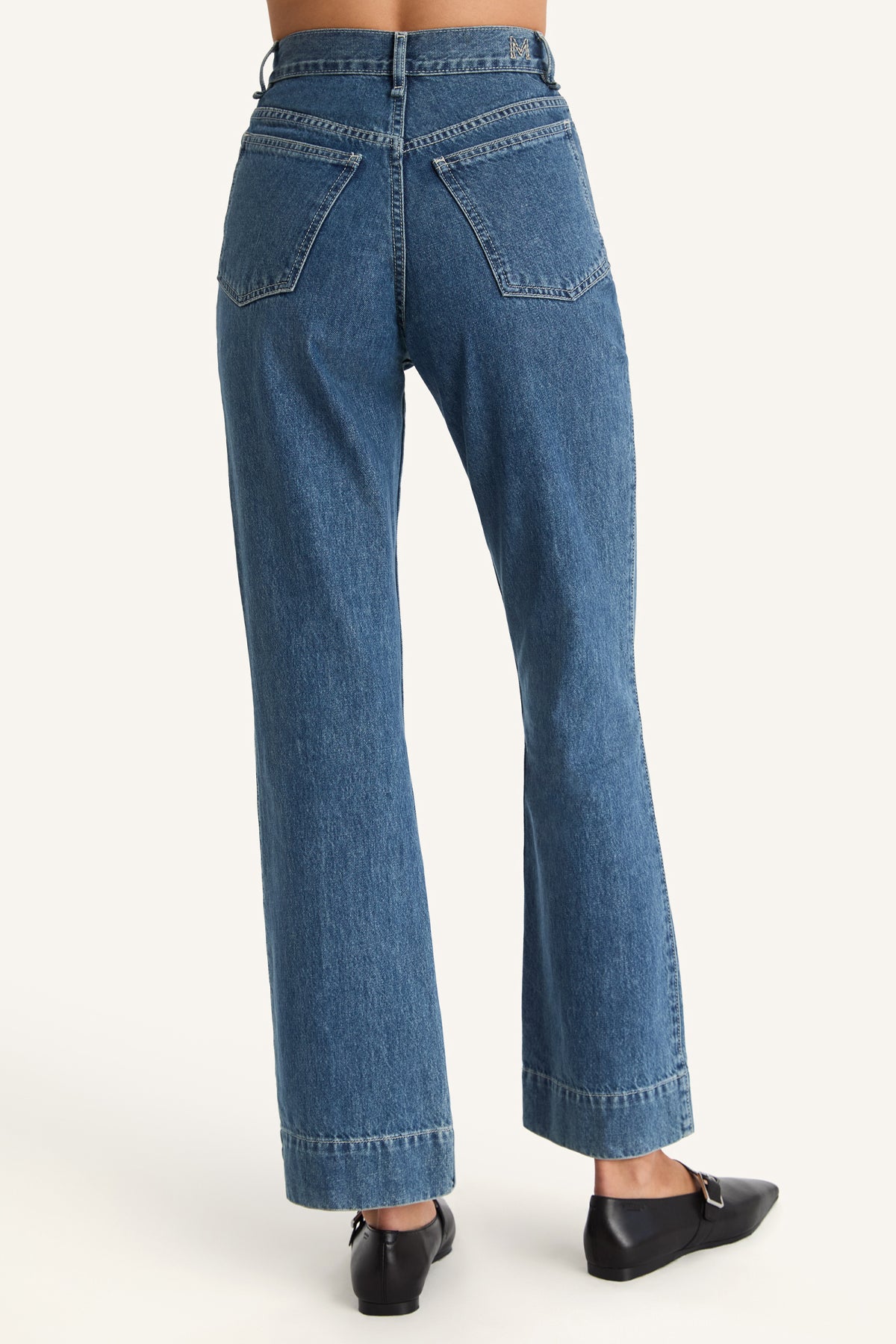 Beacon Jean in Mid-Blue Wash