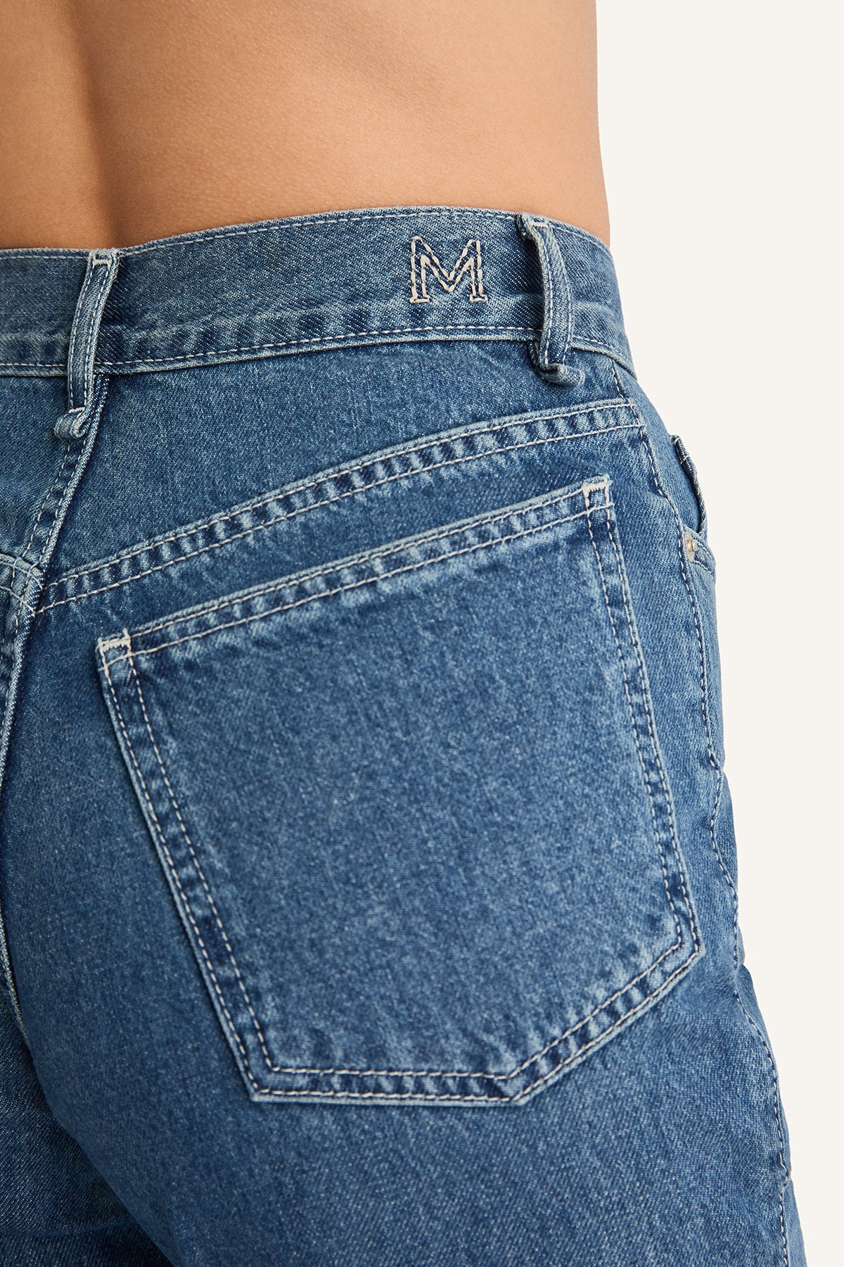 Beacon Jean in Mid-Blue Wash