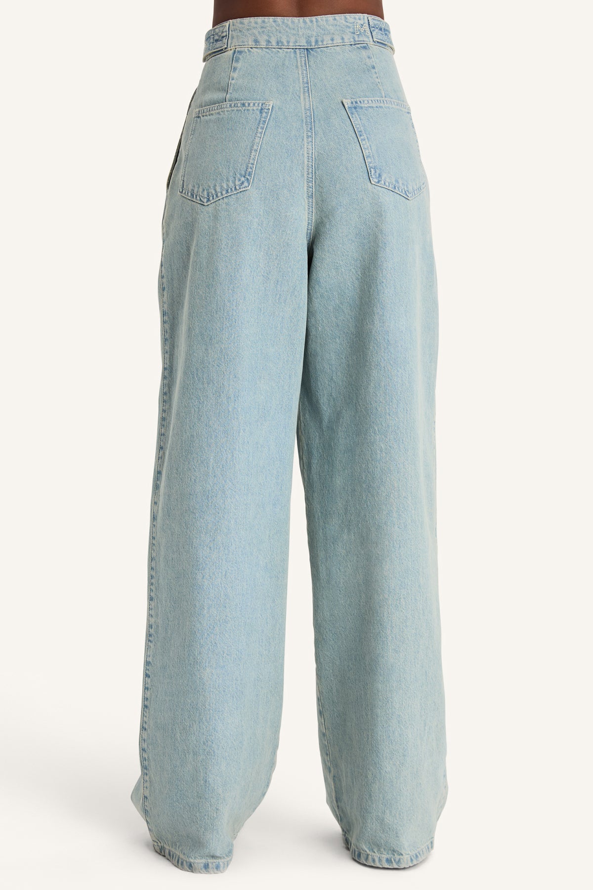 Tribeca Jean in Light Wash