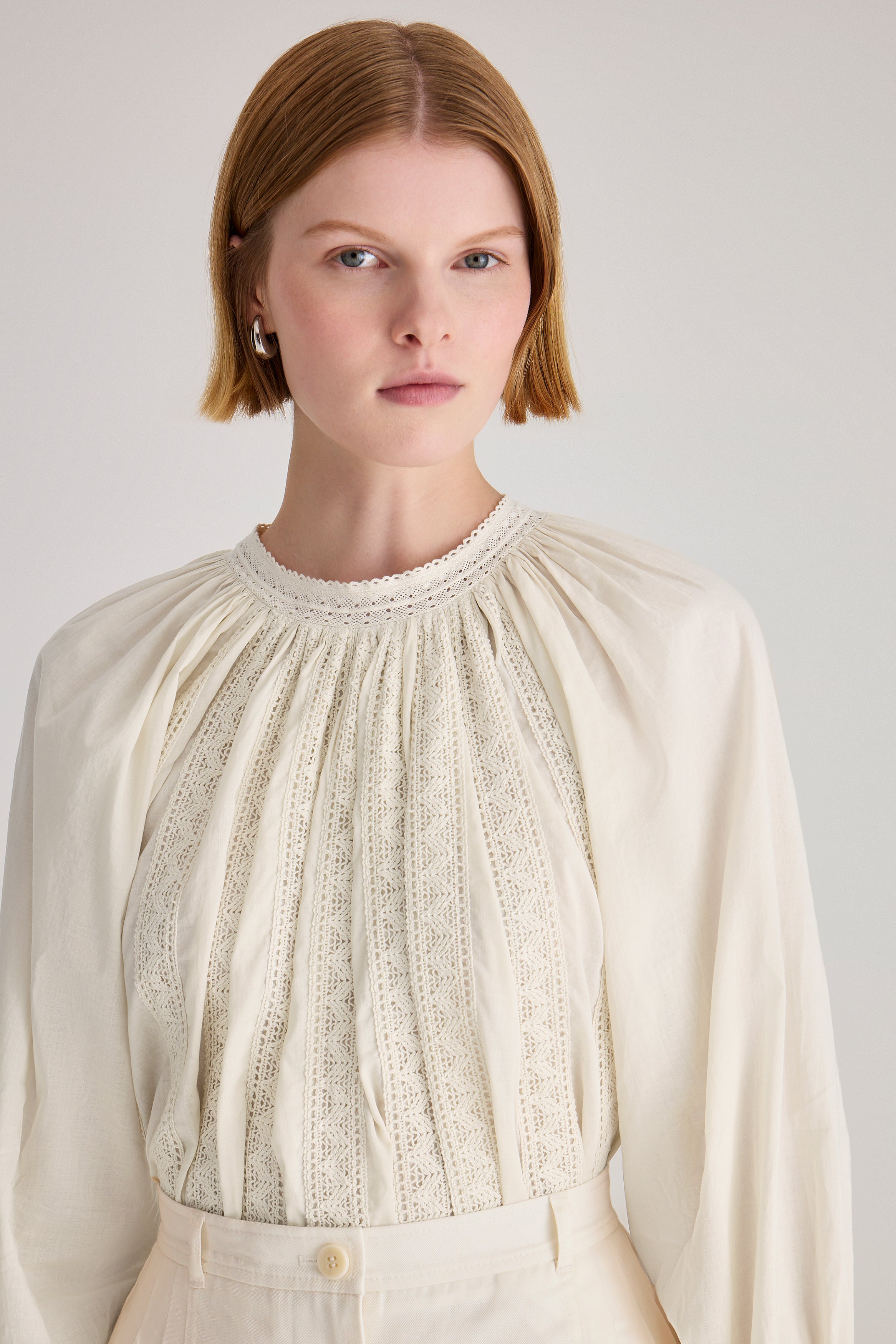 Maija Top in Opaline
