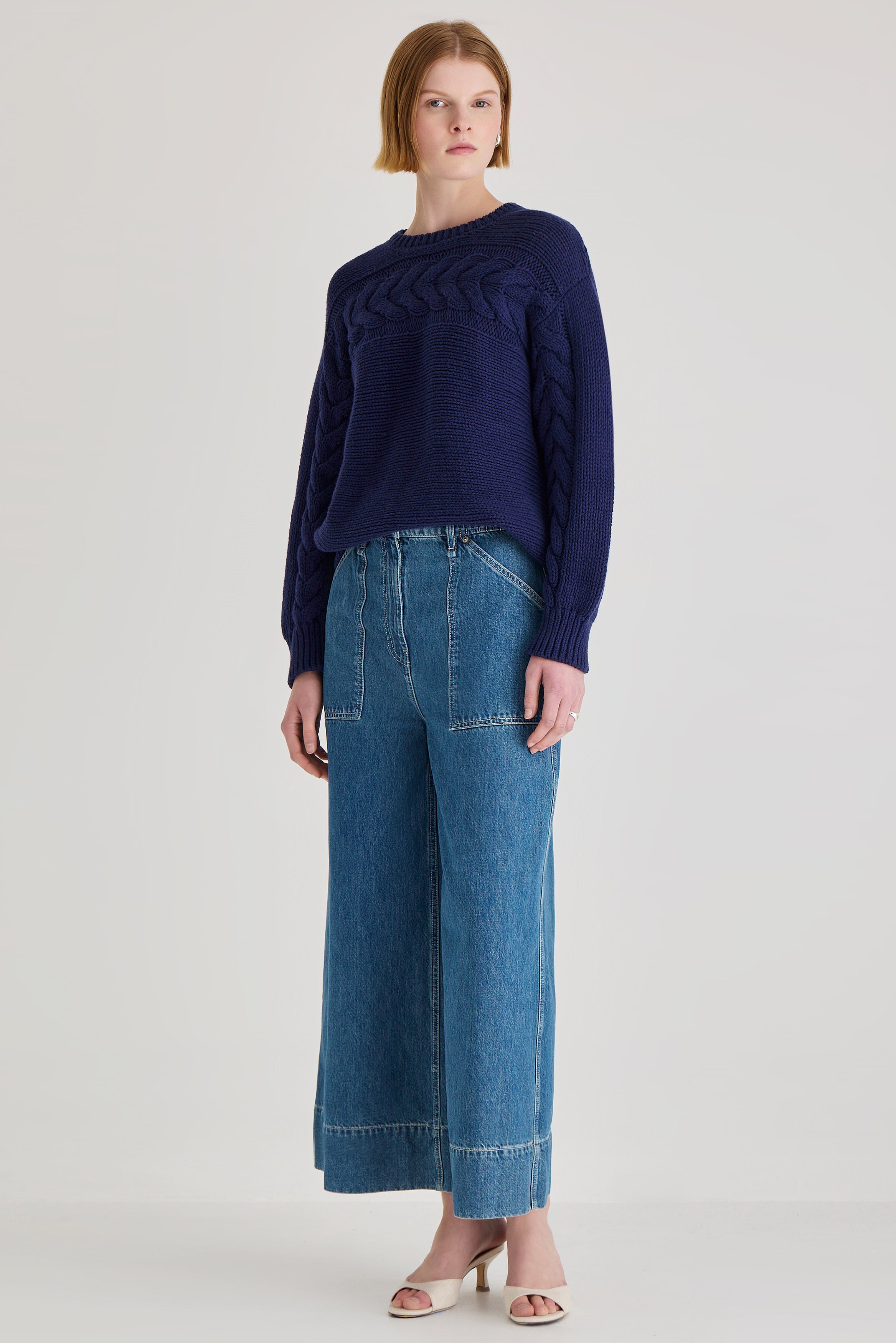 Serin Sweater in Navy