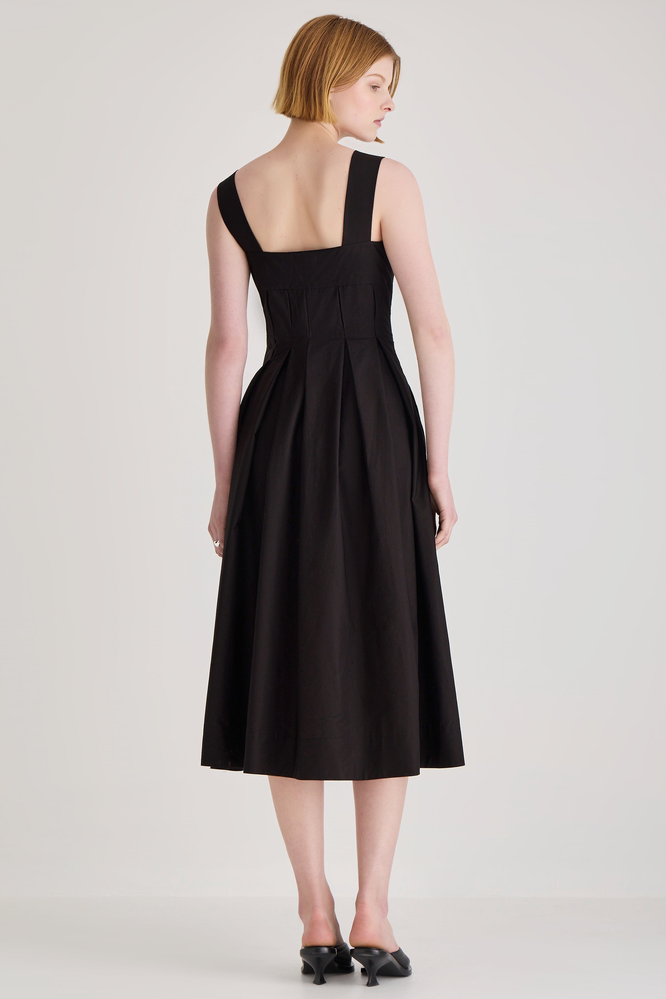 Nara Dress in Black