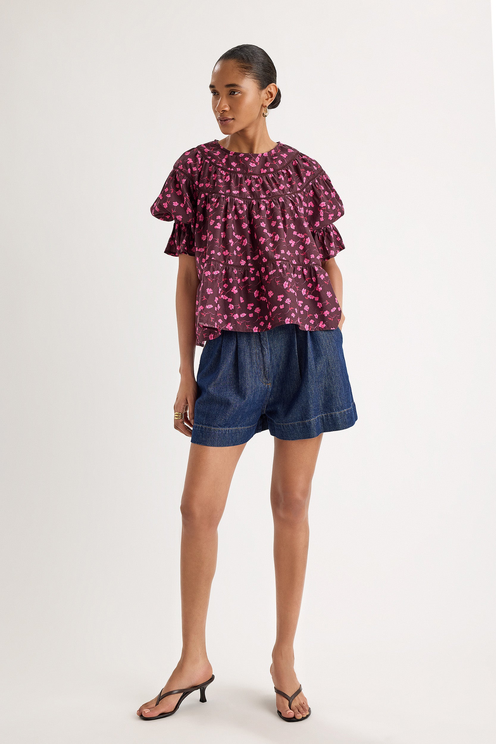 Catalina Short in Dark Blue Wash
