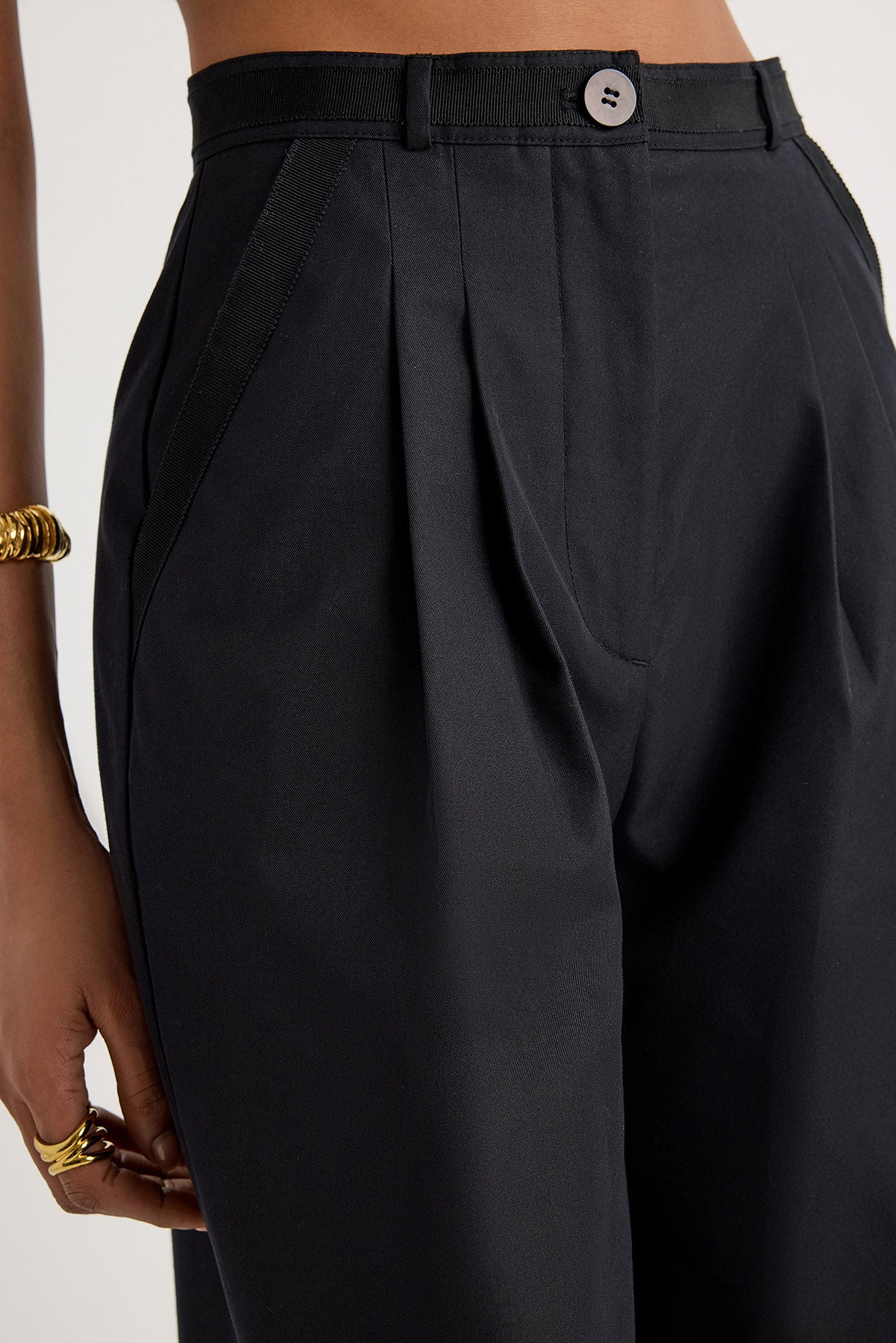 Niebla Pant in Black