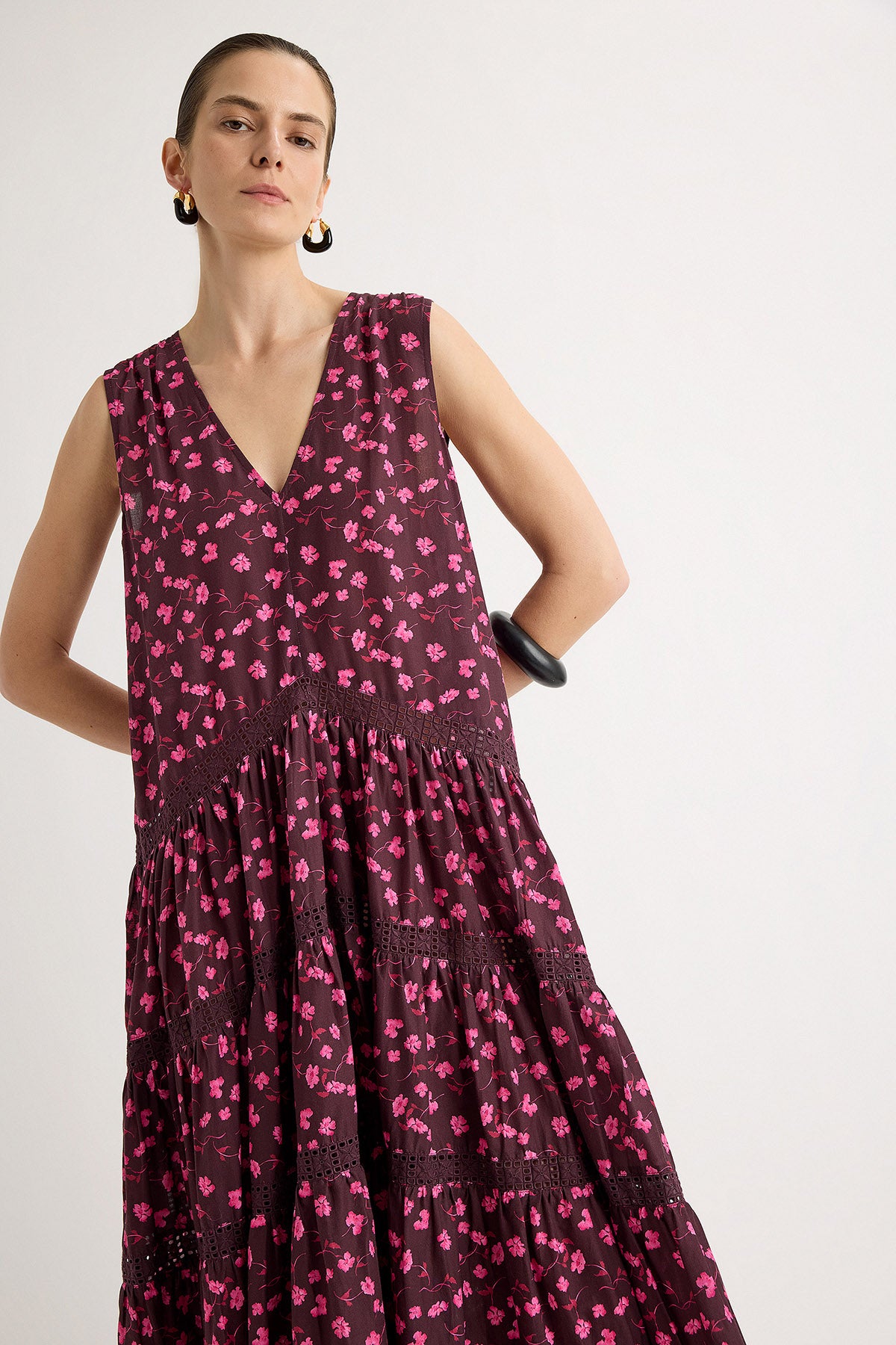 Wallis Dress in Berry Floral Print