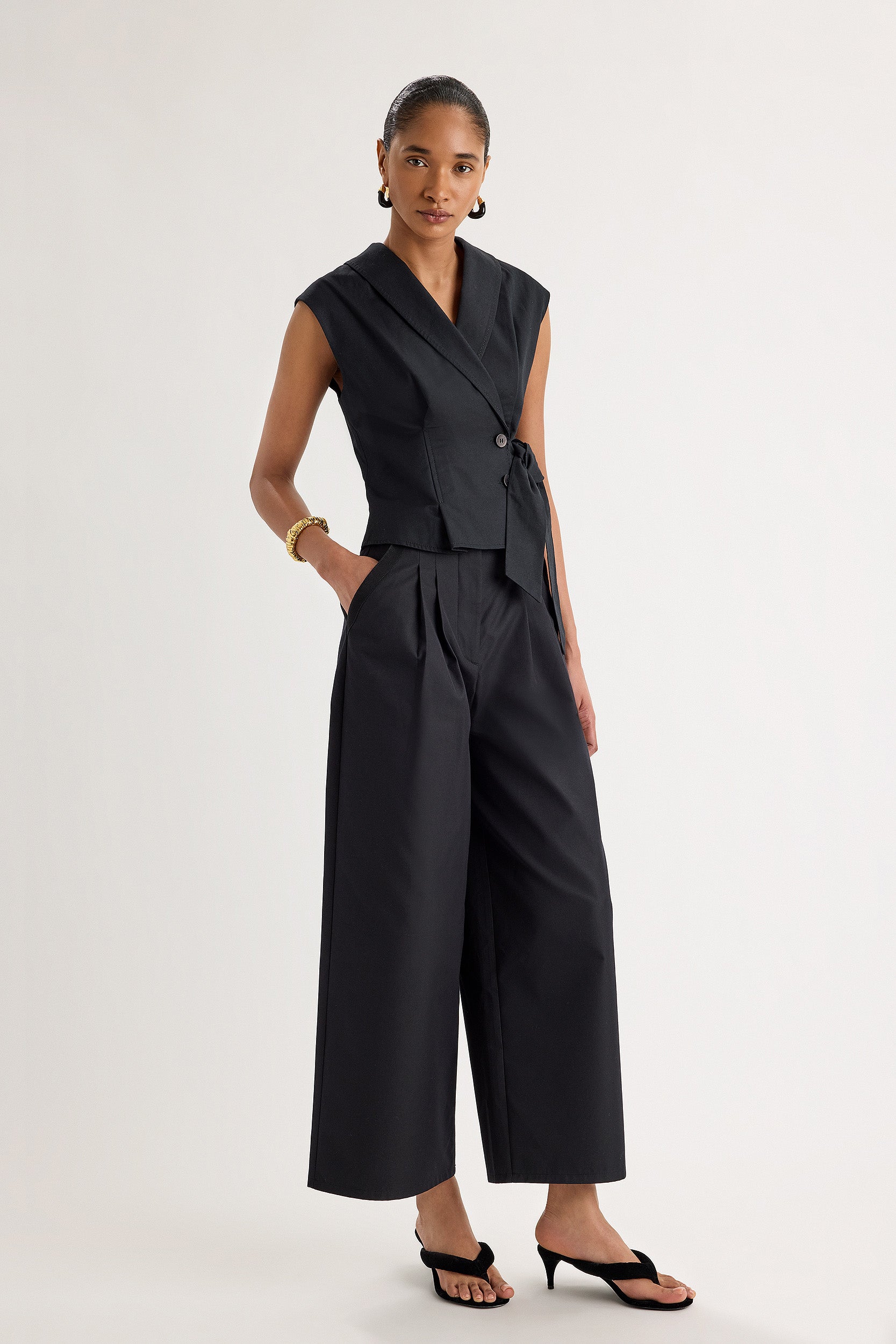 Aura Top in Black