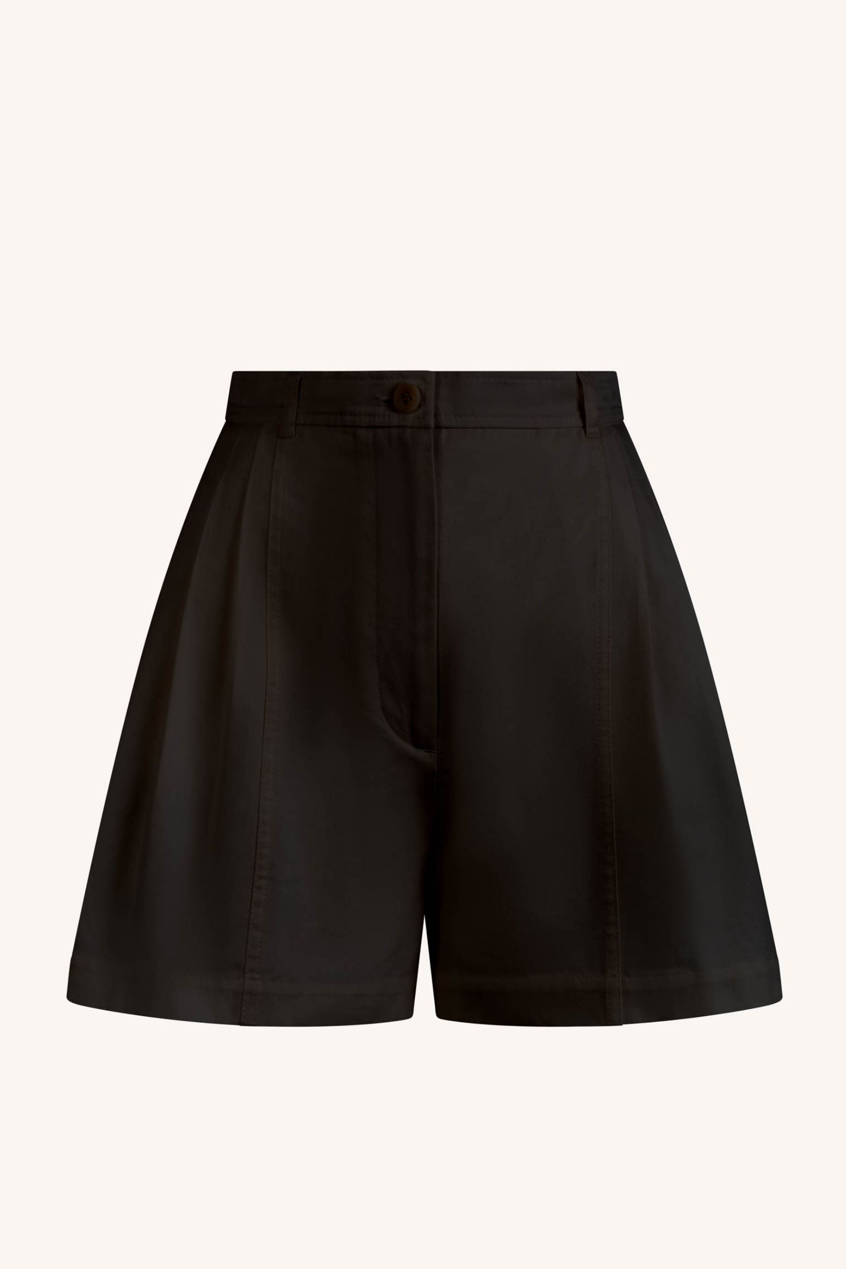 Maiko Short in Black