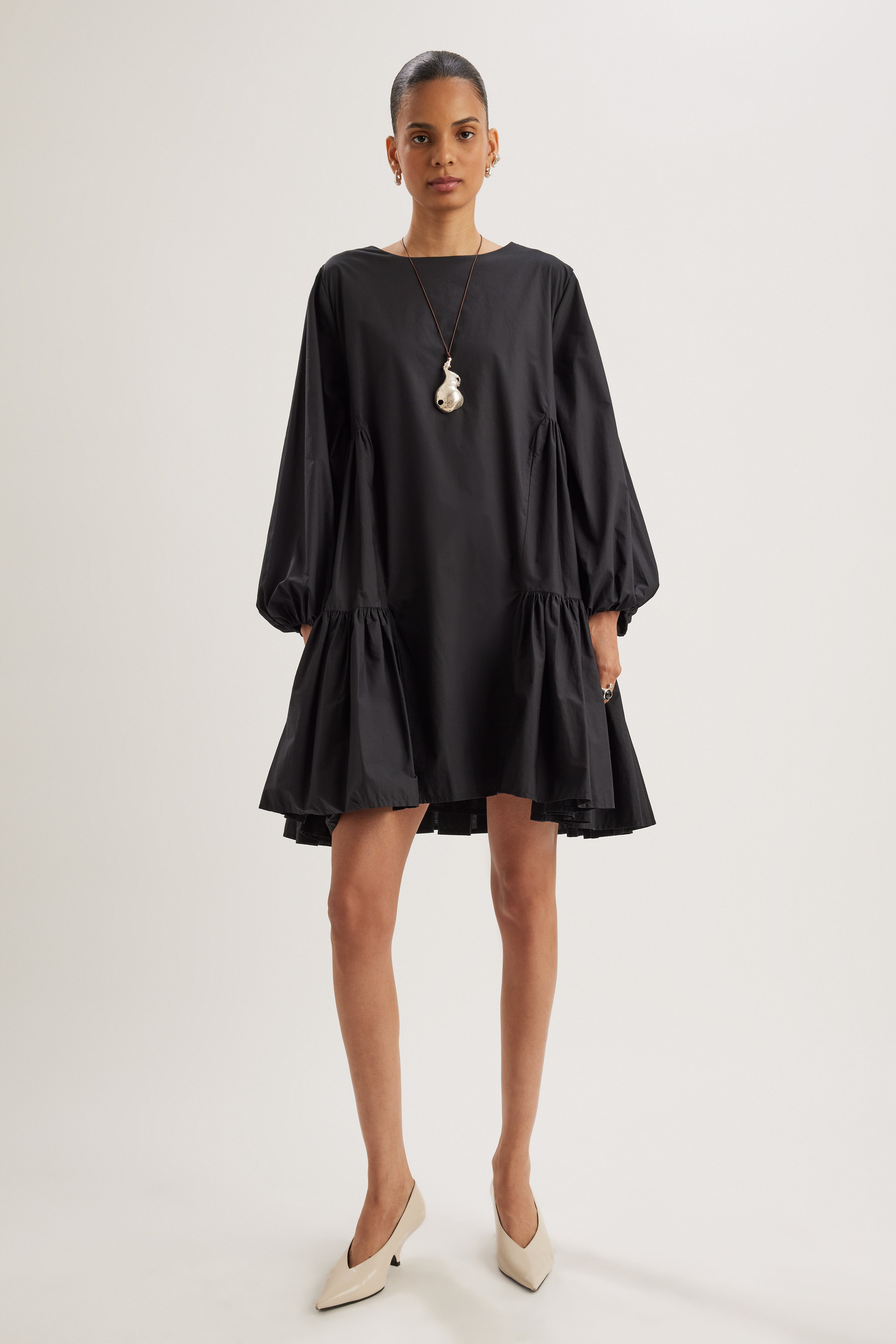 Byward Dress in Black