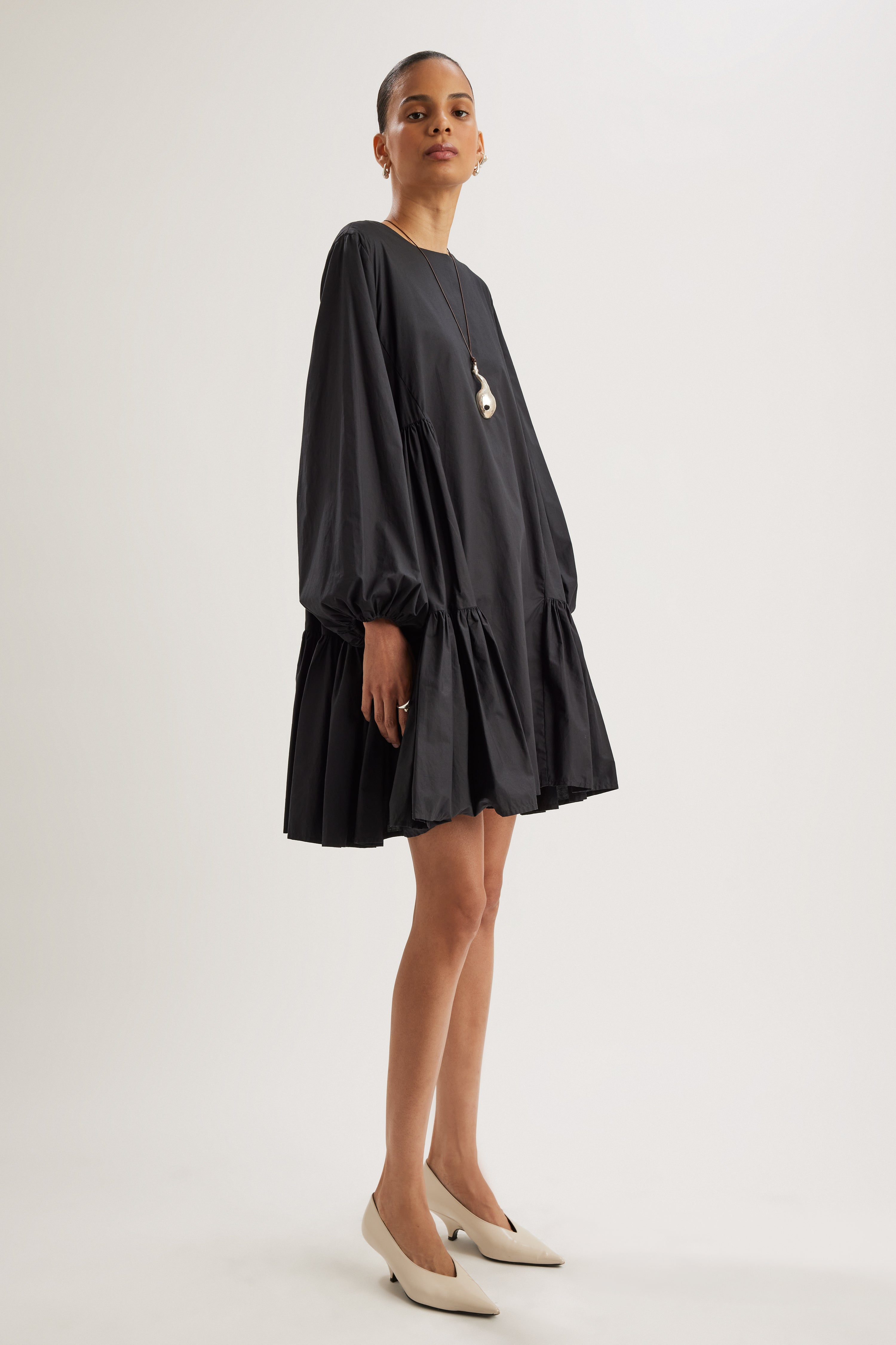 Byward Dress in Black