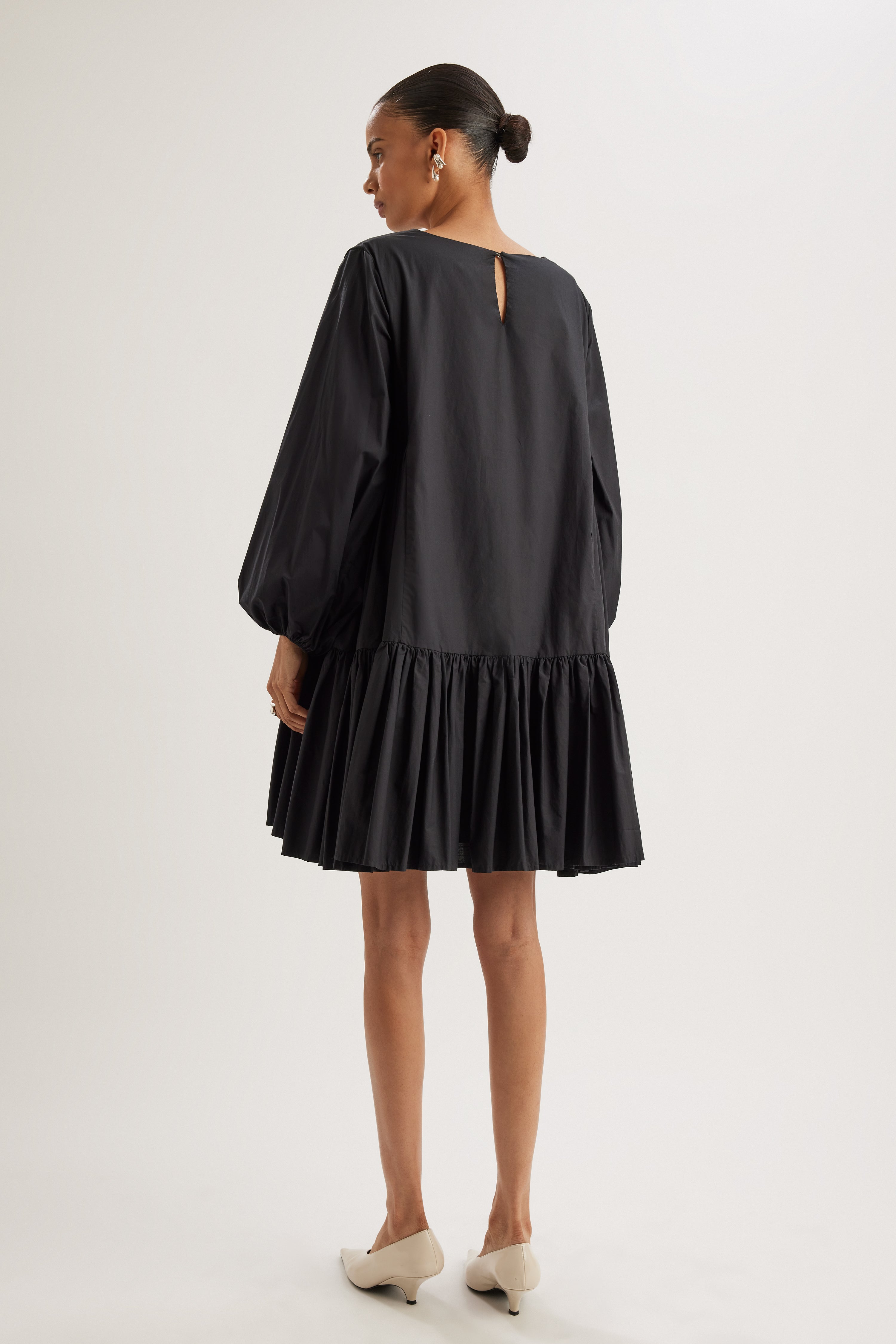 Byward Dress in Black