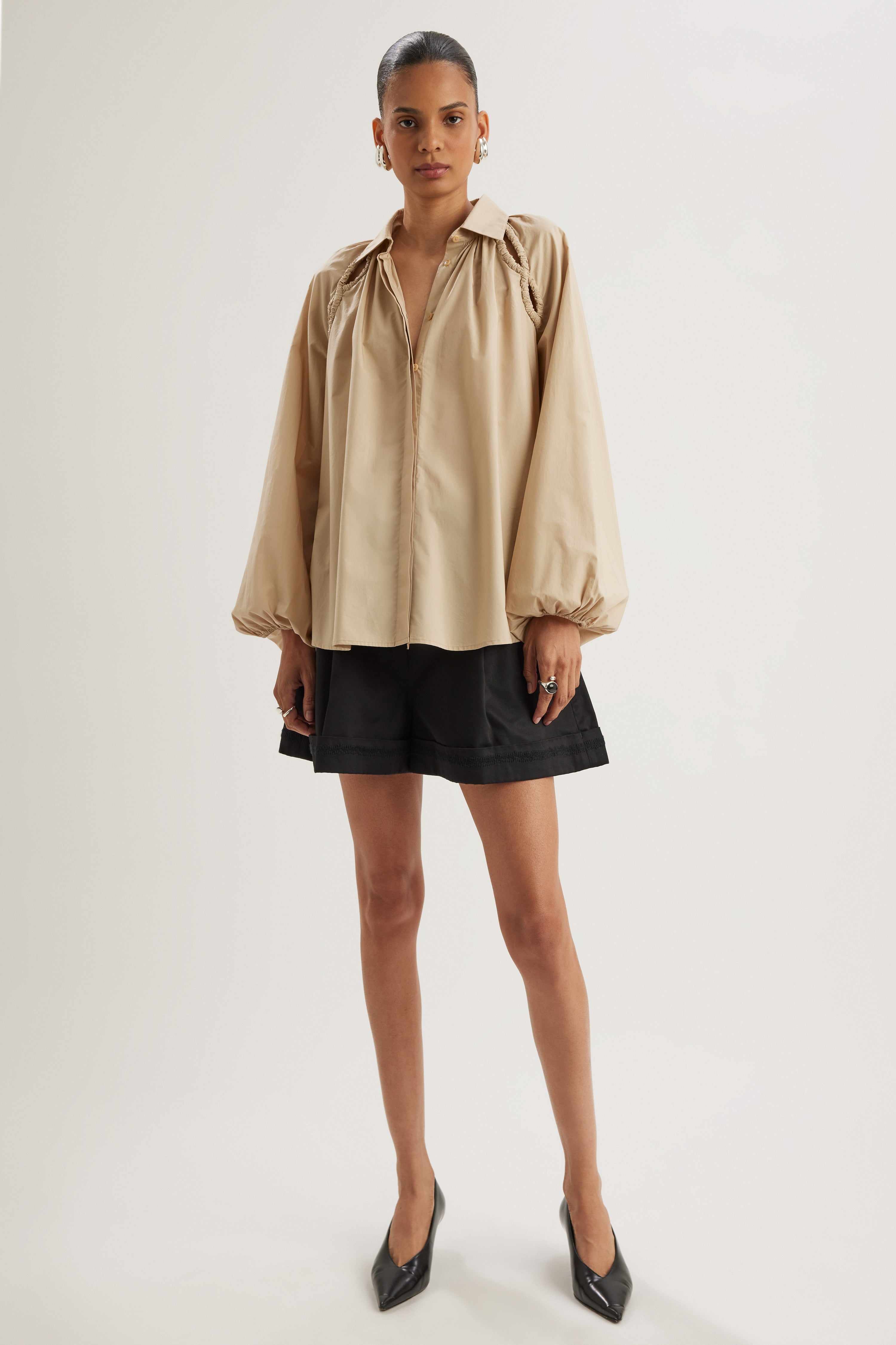 Tiana Poplin Top in Sable