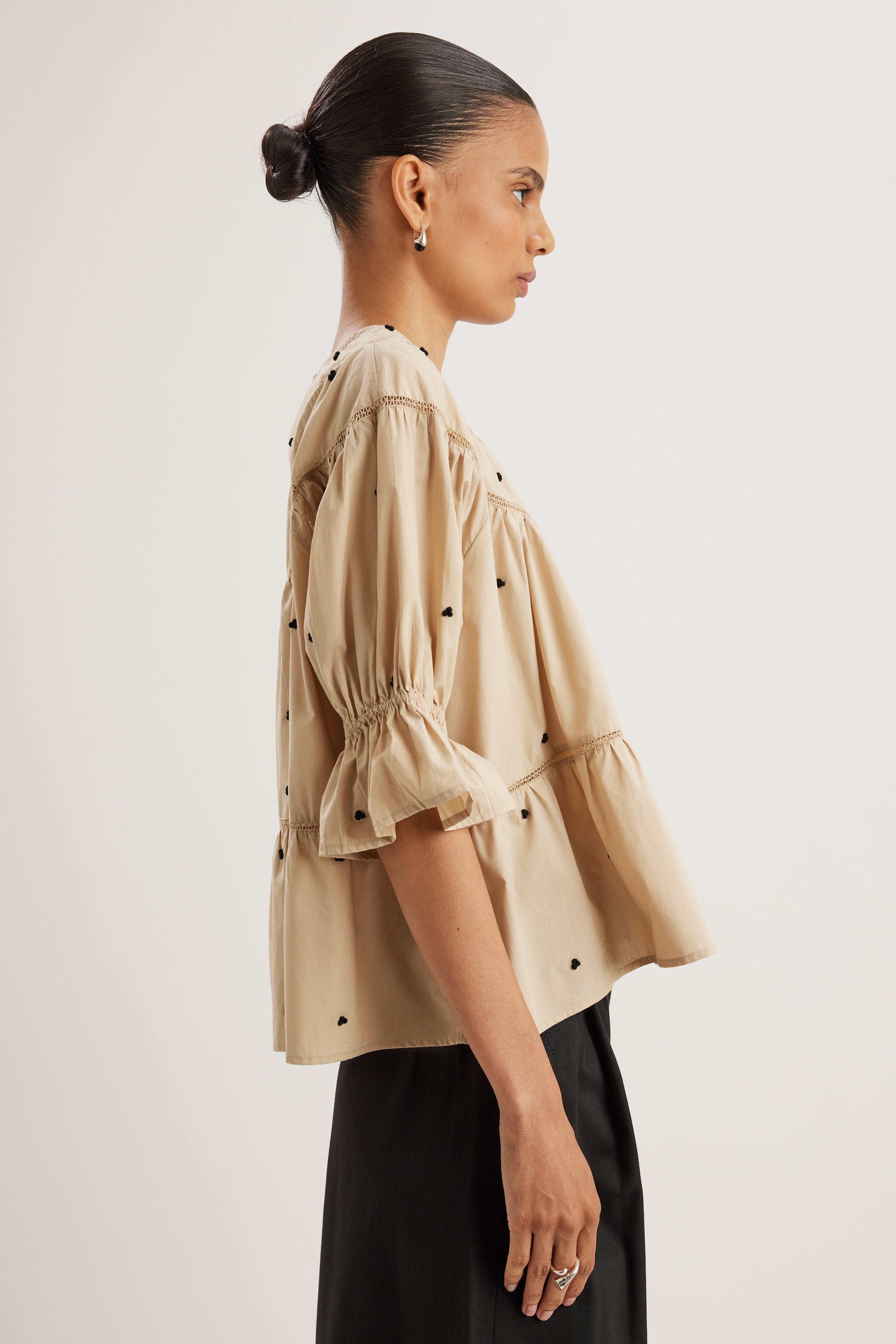 Sol Top in Sable Knot