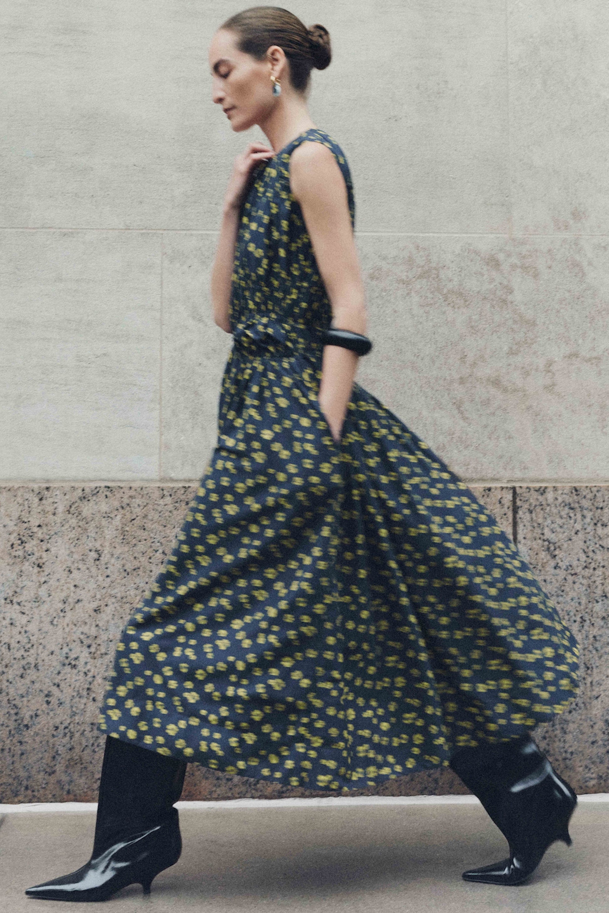 Villard Dress in Lemon Navy Floral Print