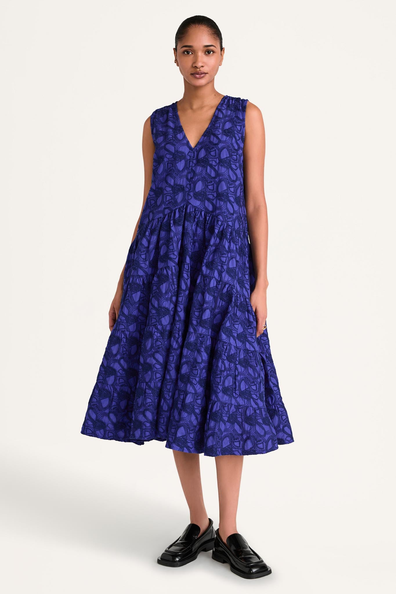 Wallis Emb Dress in Lapis