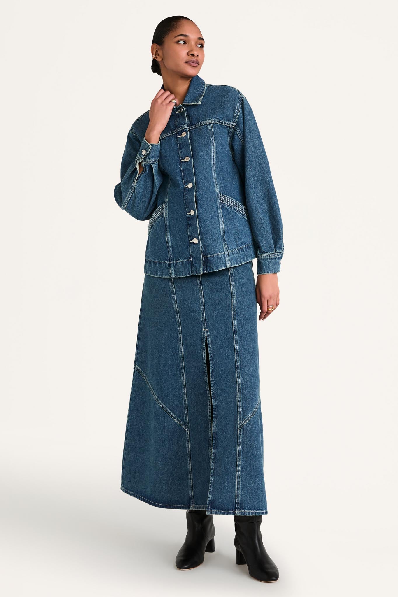 Reve Jacket in Mid-Blue Wash