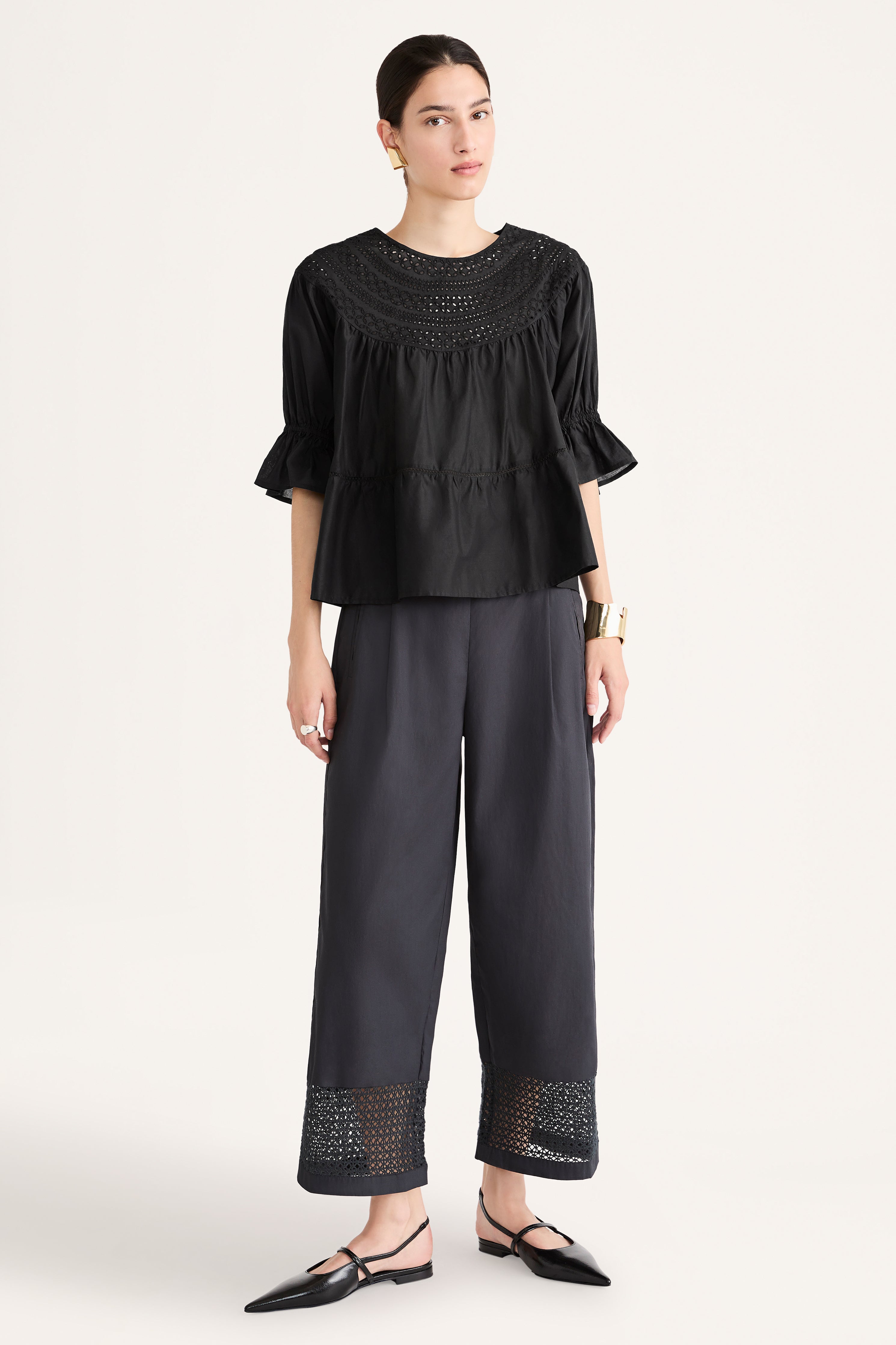 Sol Eyelet Top in Black