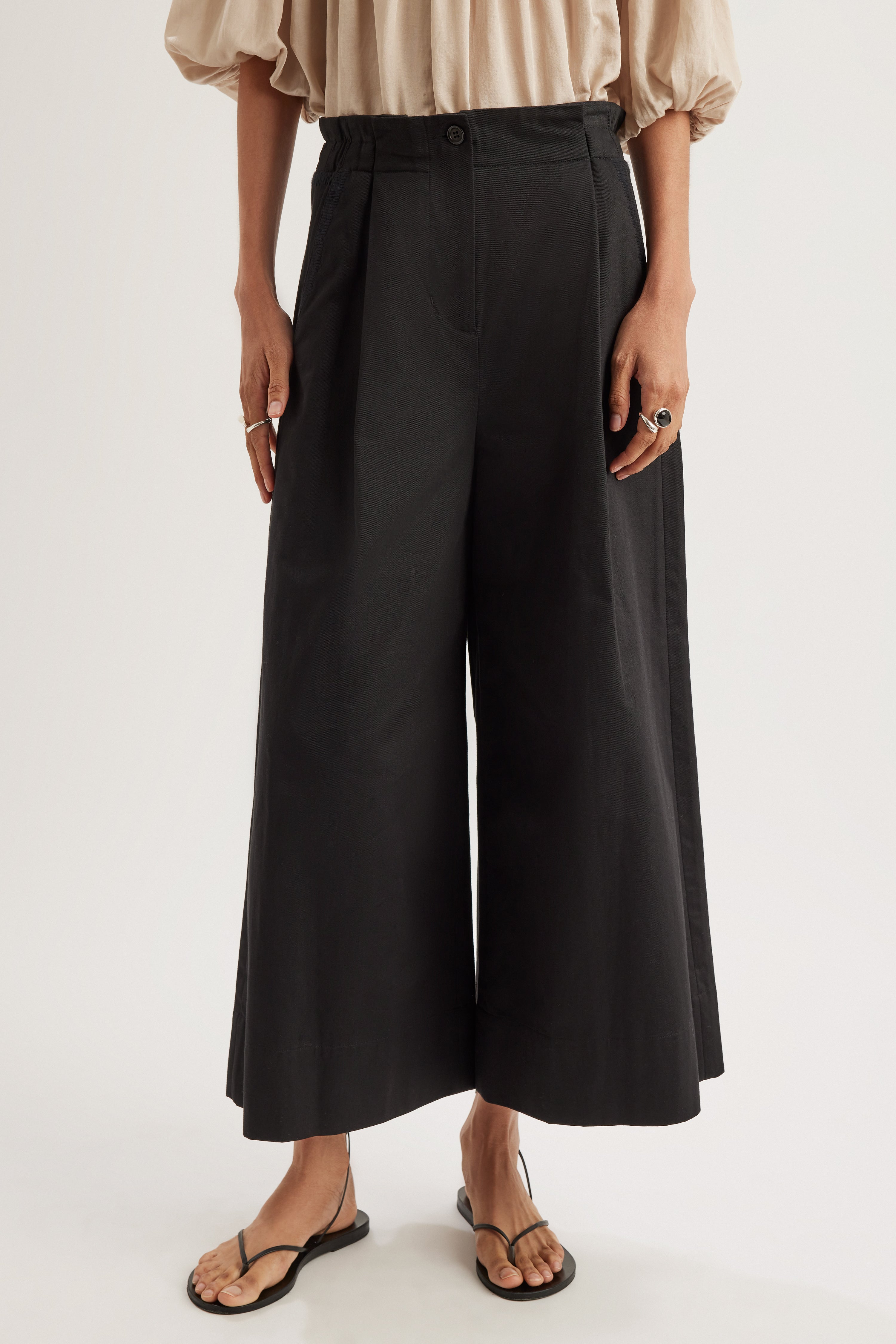 Sargent Emb Pant in Black