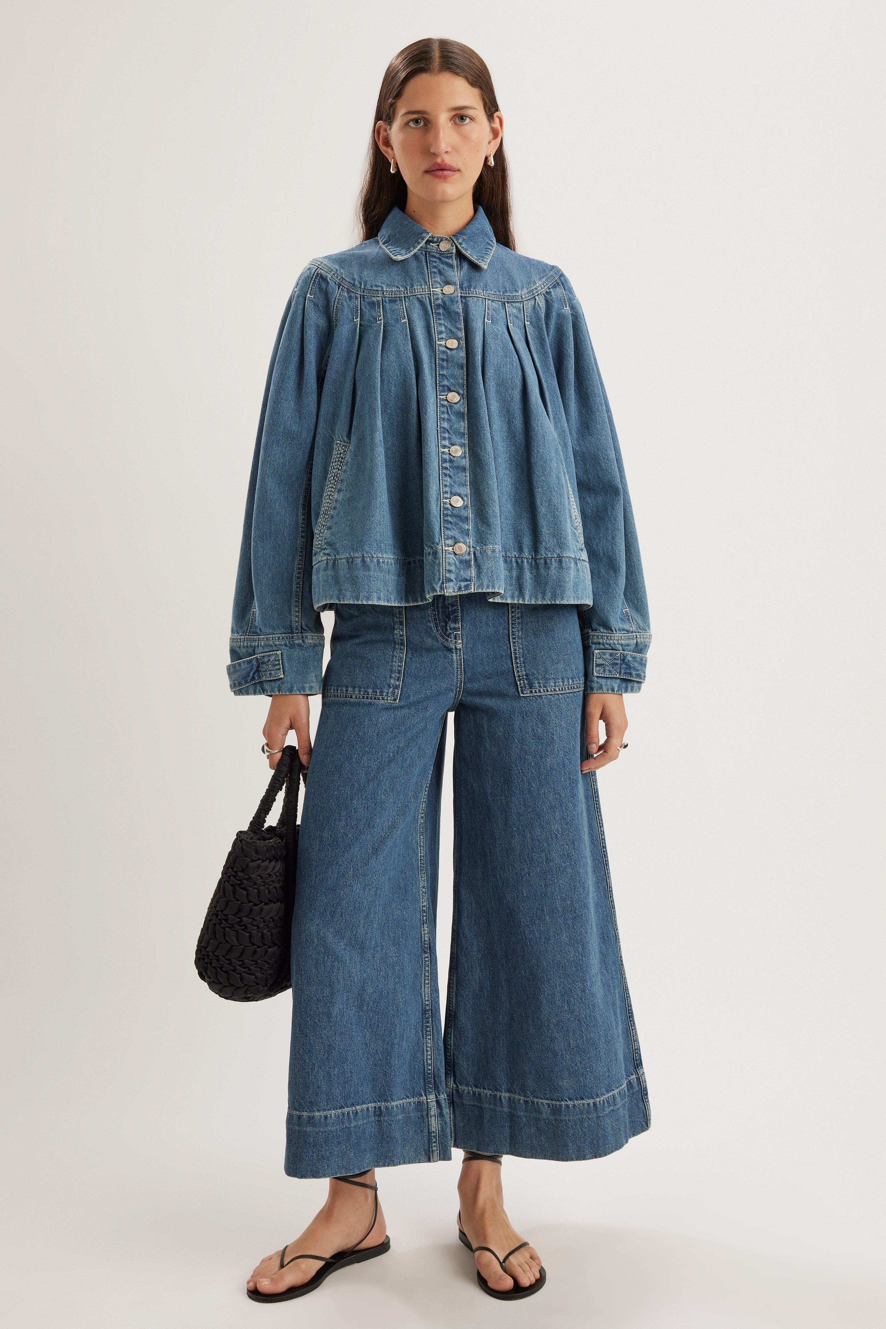 Easton Denim Jacket in Mid-Blue Wash