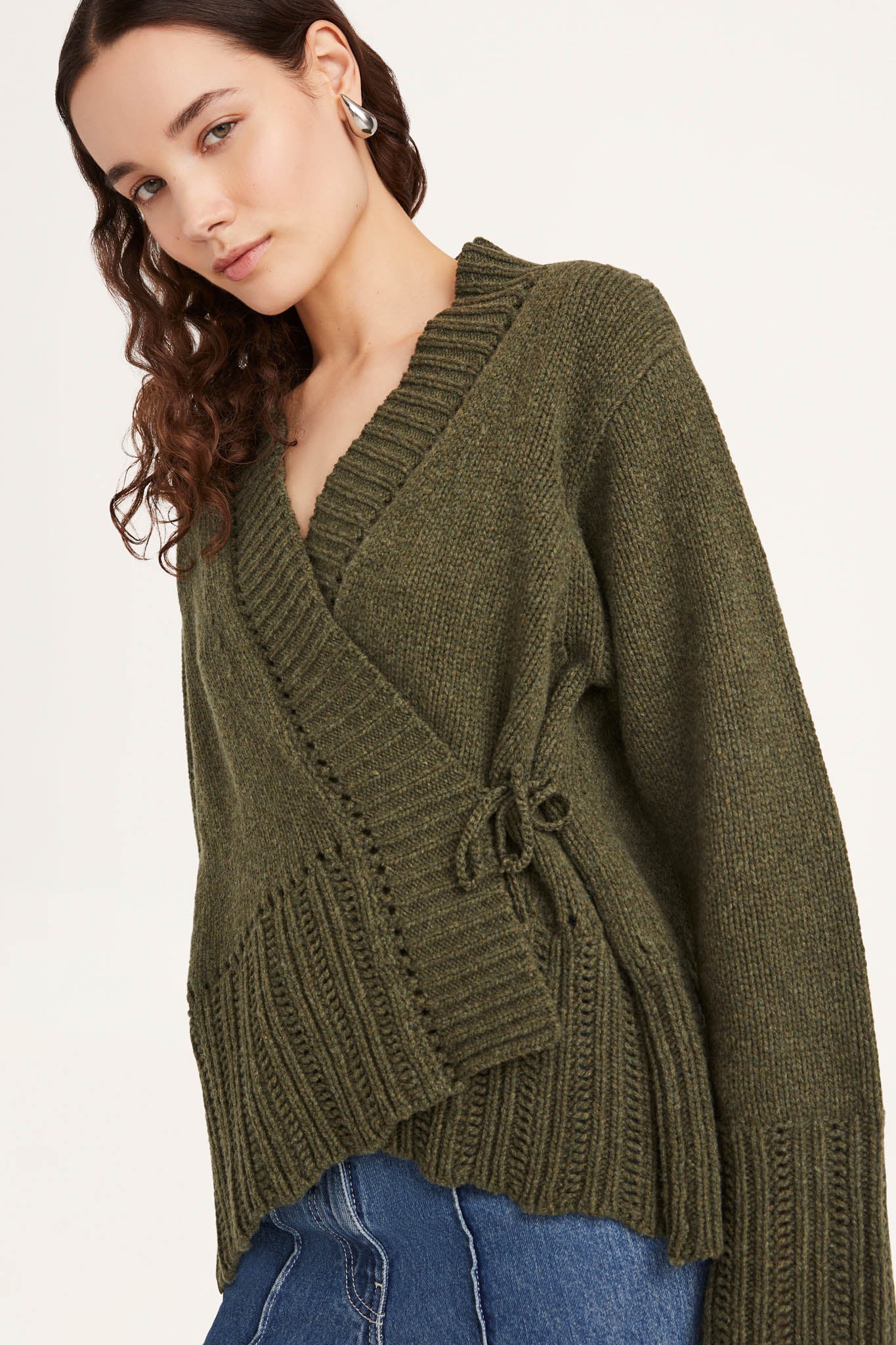 Nexilis Sweater in Moss