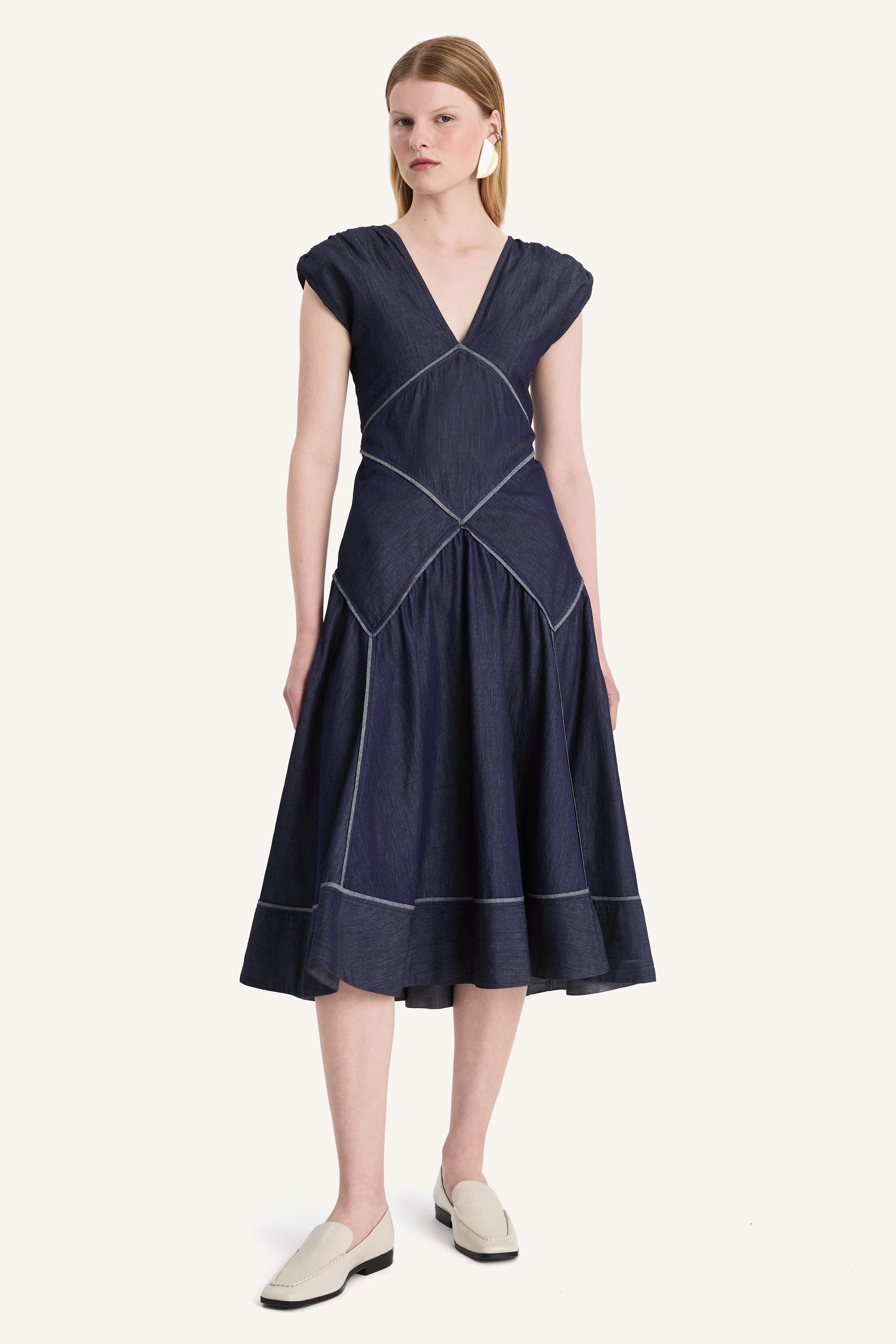 Shop Women's Luxury, Voluminous, and Everyday Dresses – Merlette