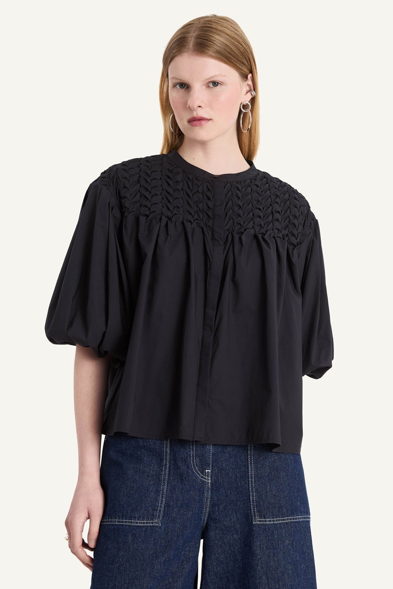 Meadow Top in Black