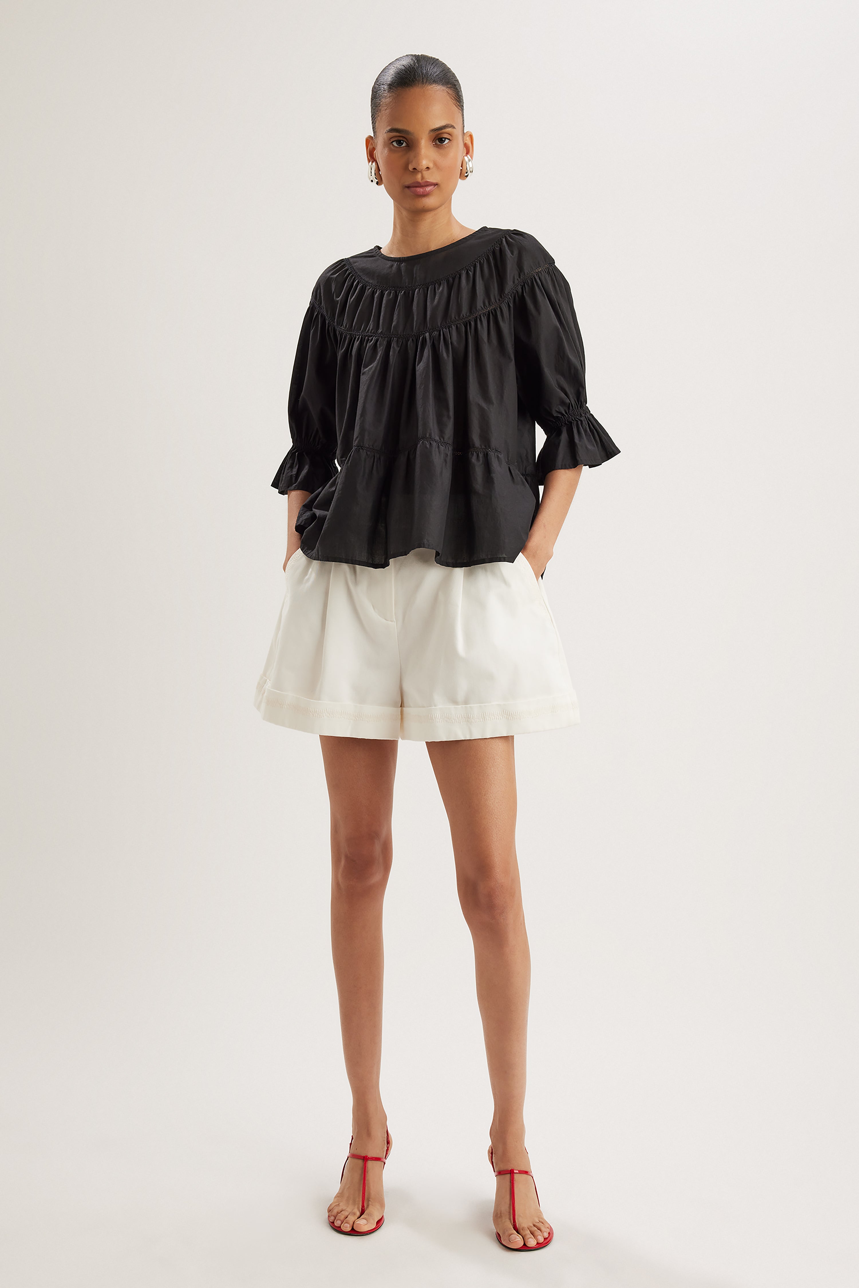 Sol Top in Black