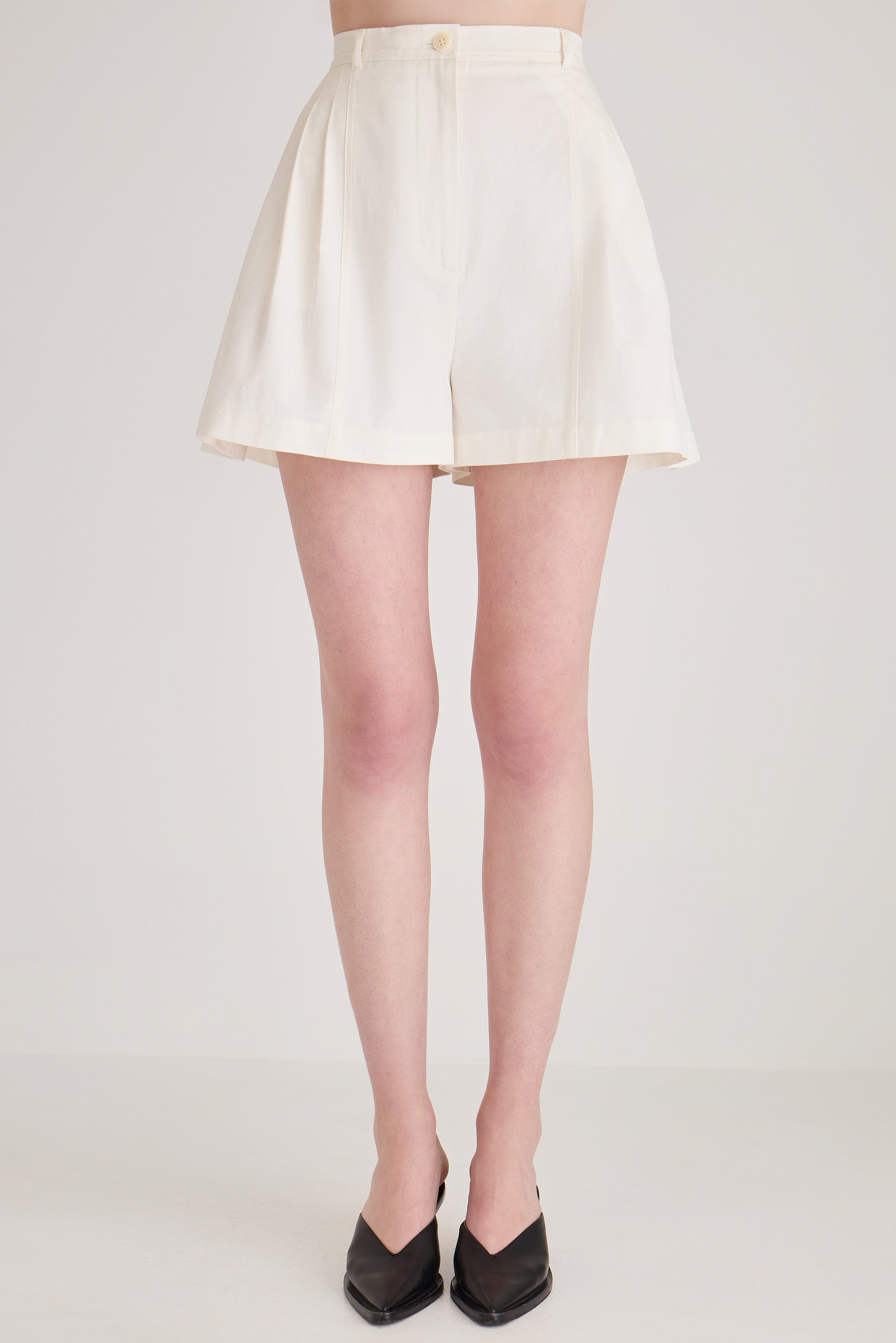 Maiko Short in Ivoire