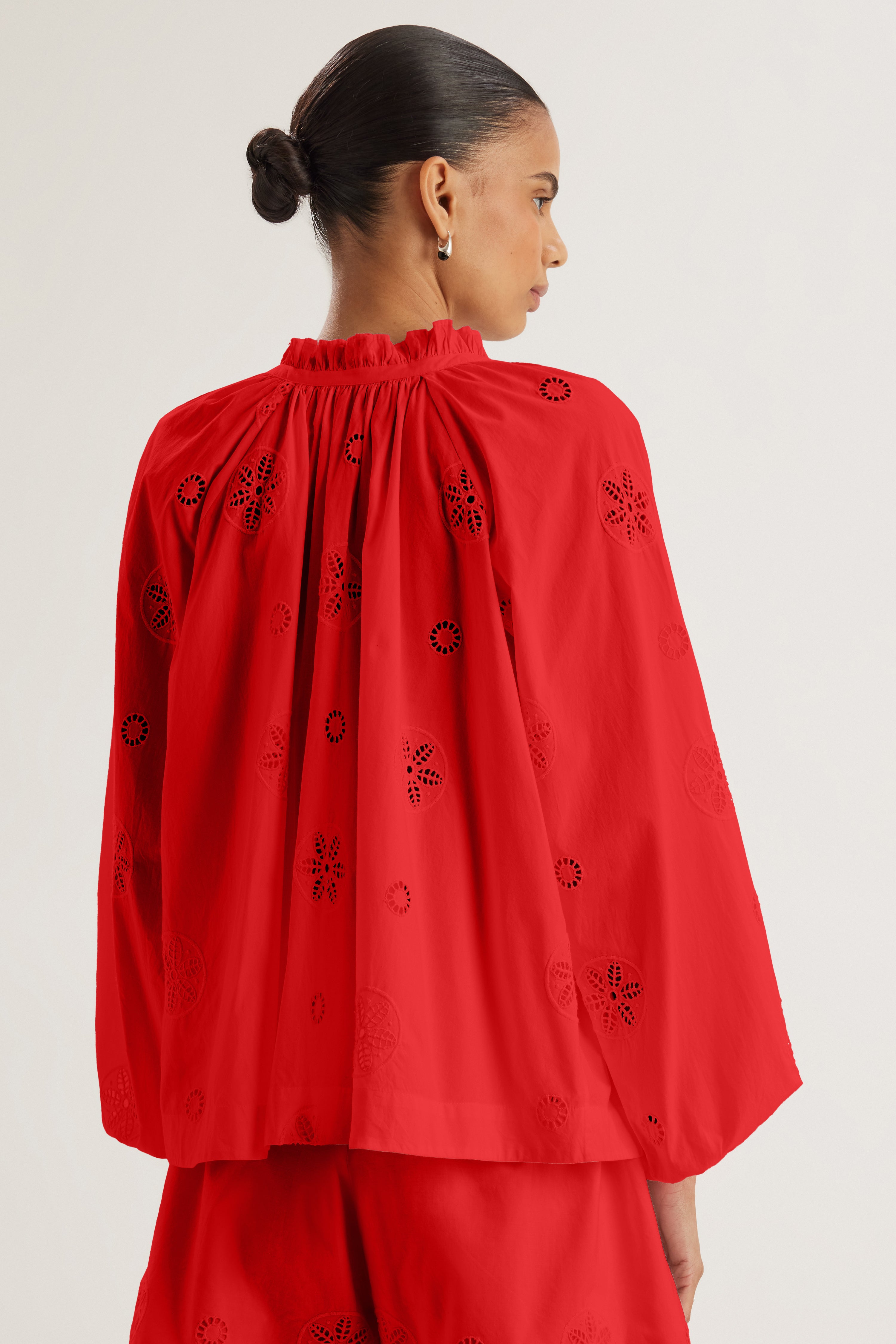 Manon Top in Cherry
