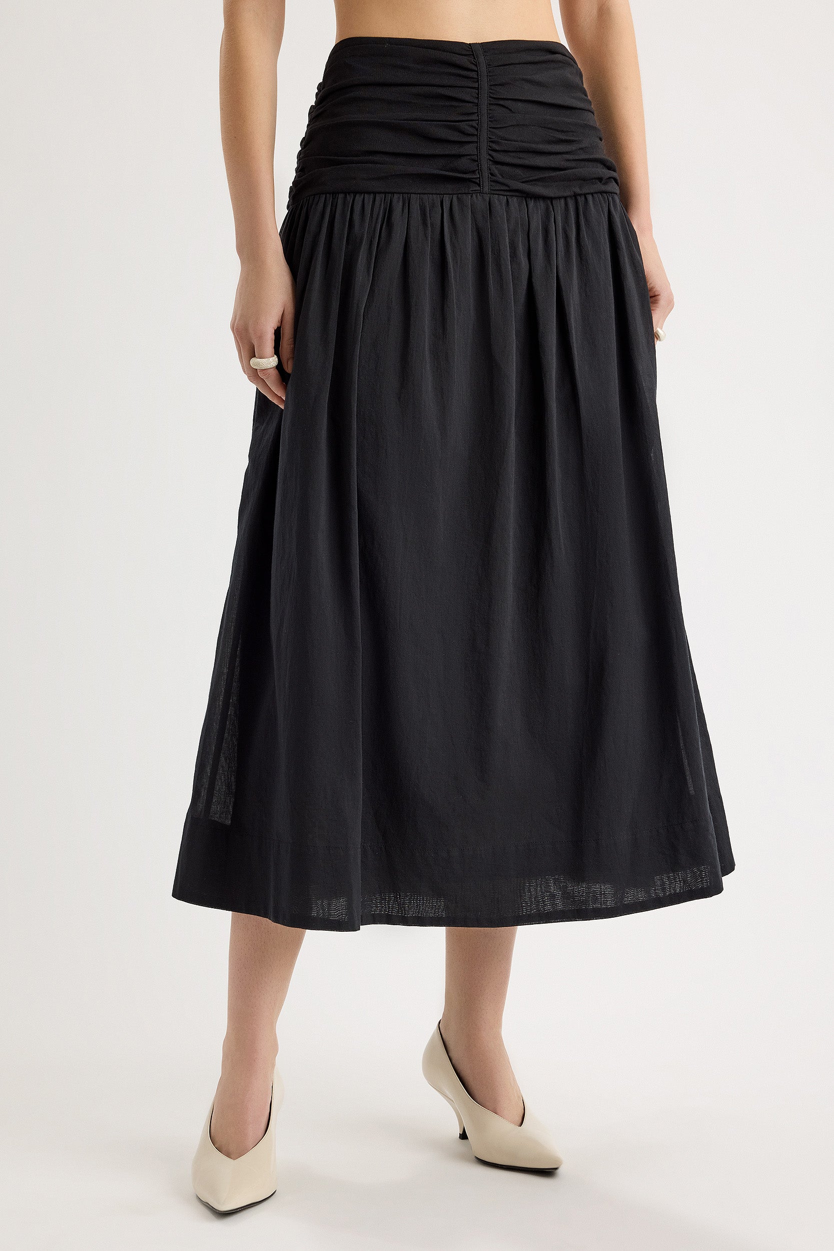 Ceniza Skirt in Black