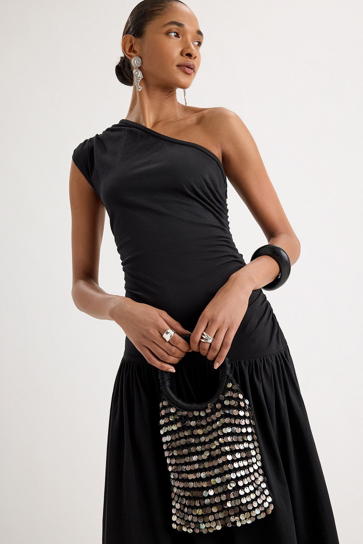 Maris Shell Bag in Black