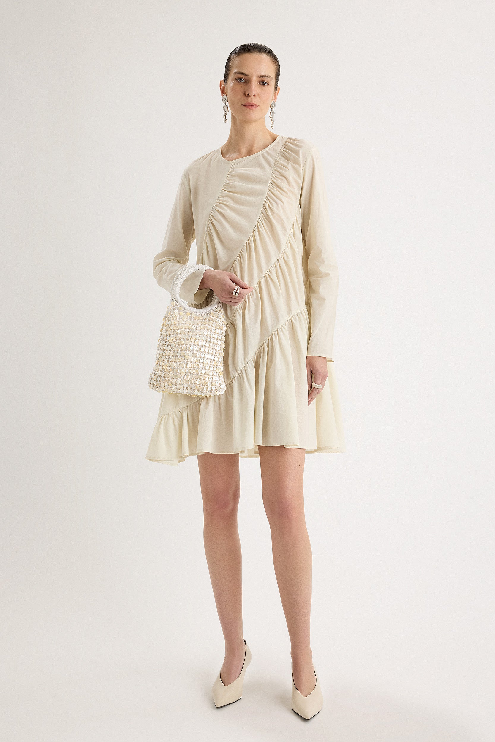 Maris Shell Bag in Ivory