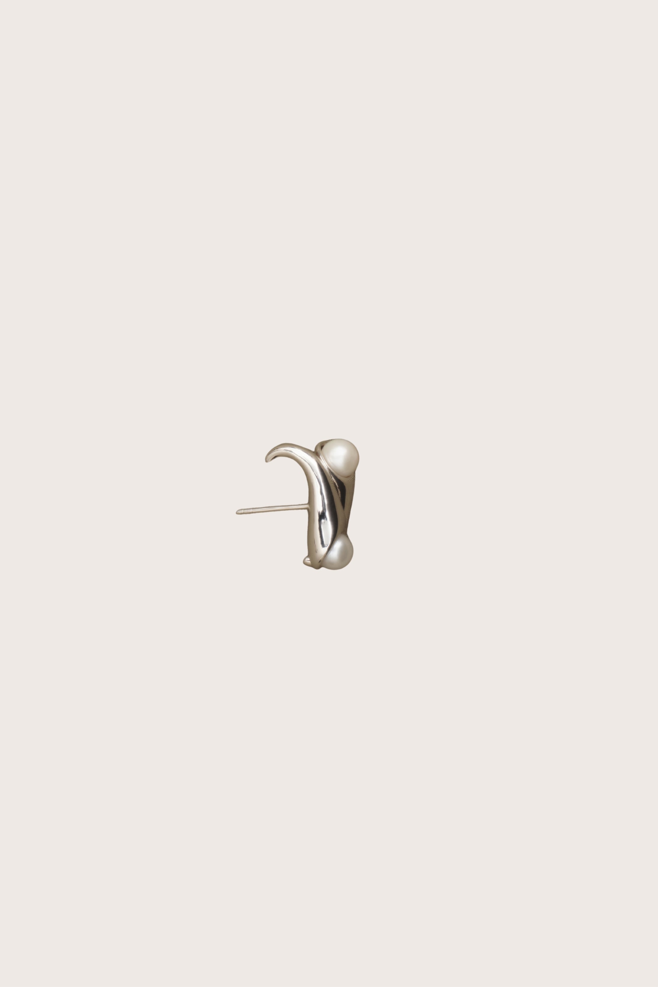 Double Pearl Earcuff