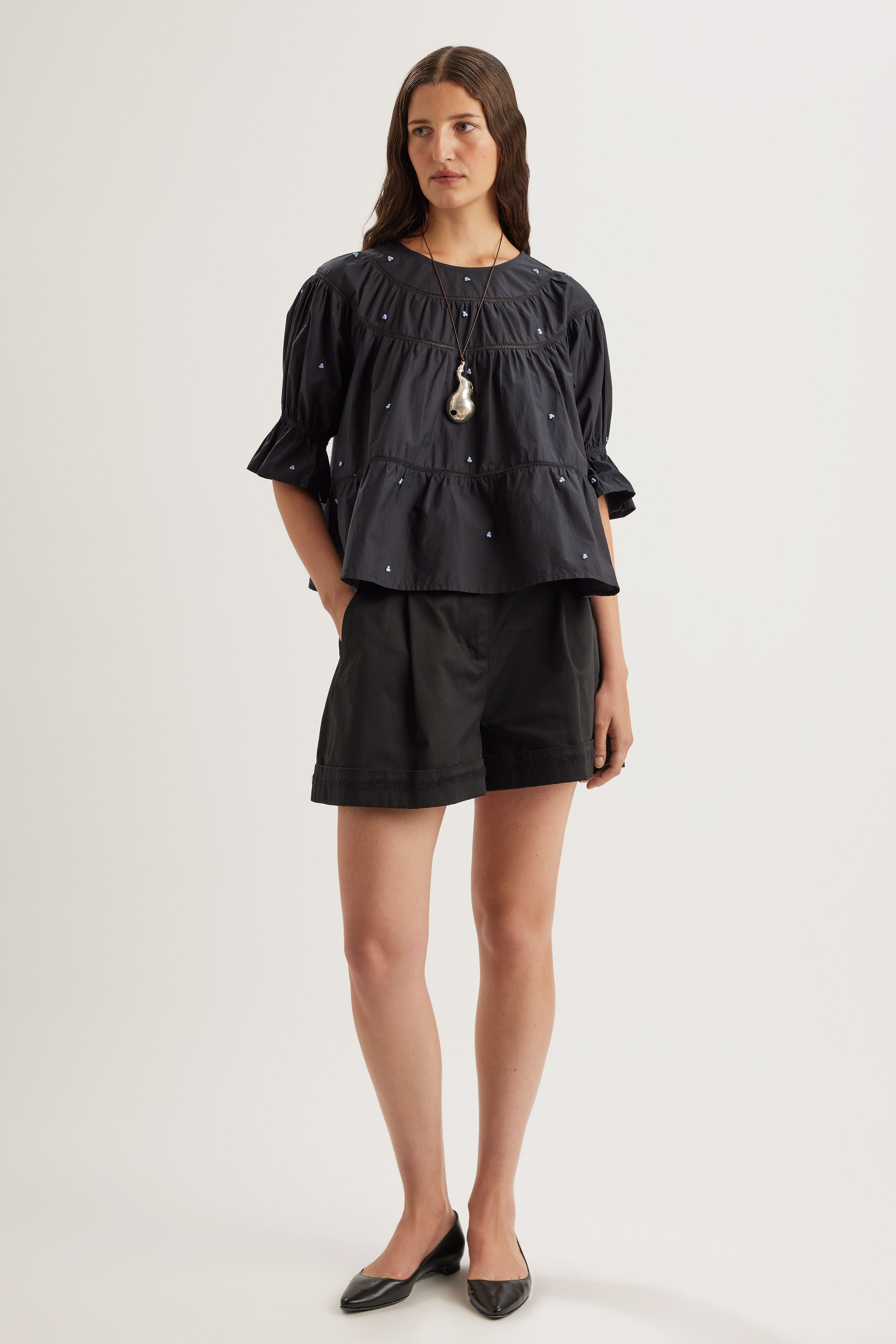 Sol Top in Black Knot