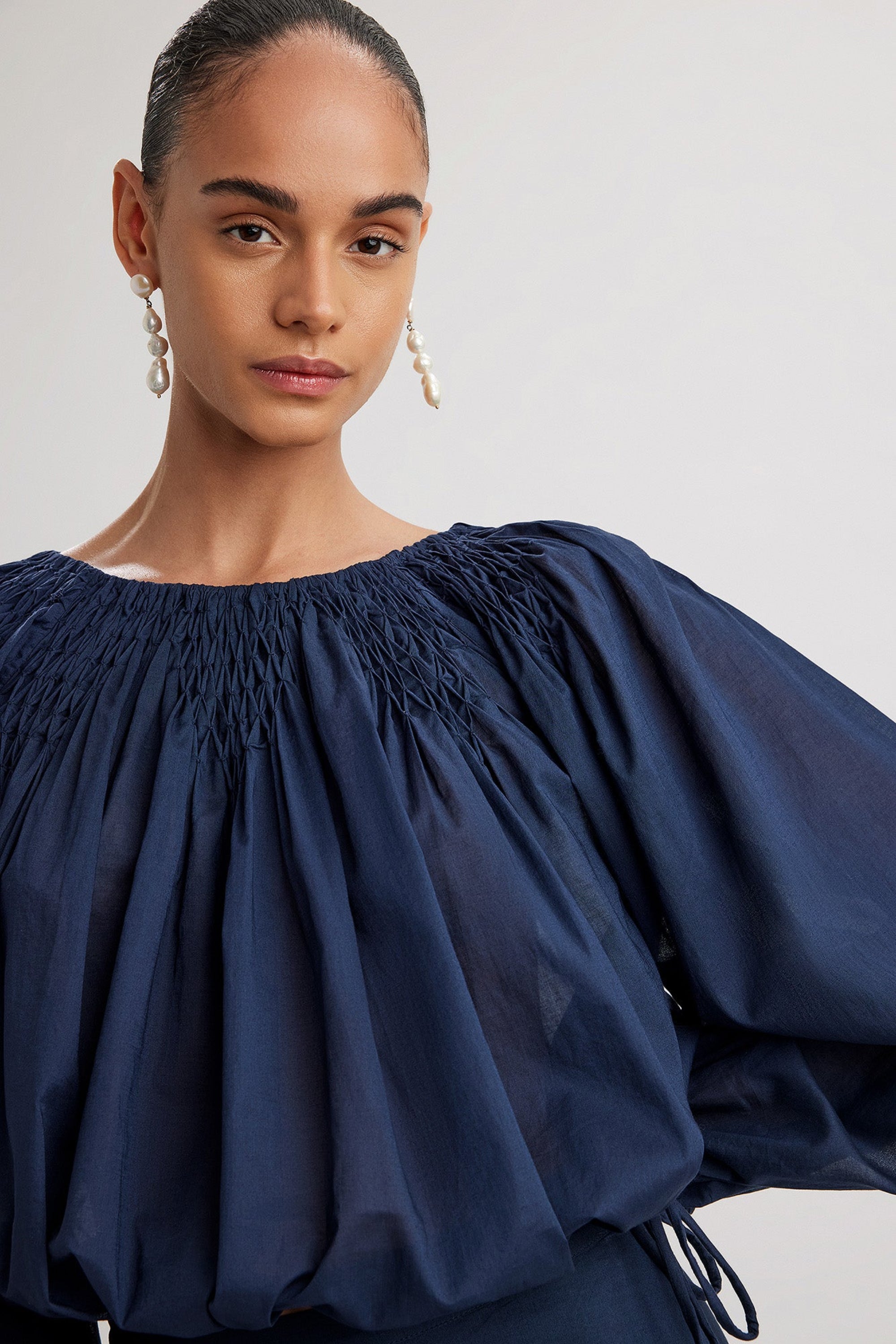 Lotus Long Sleeve Top in Navy | Merlette