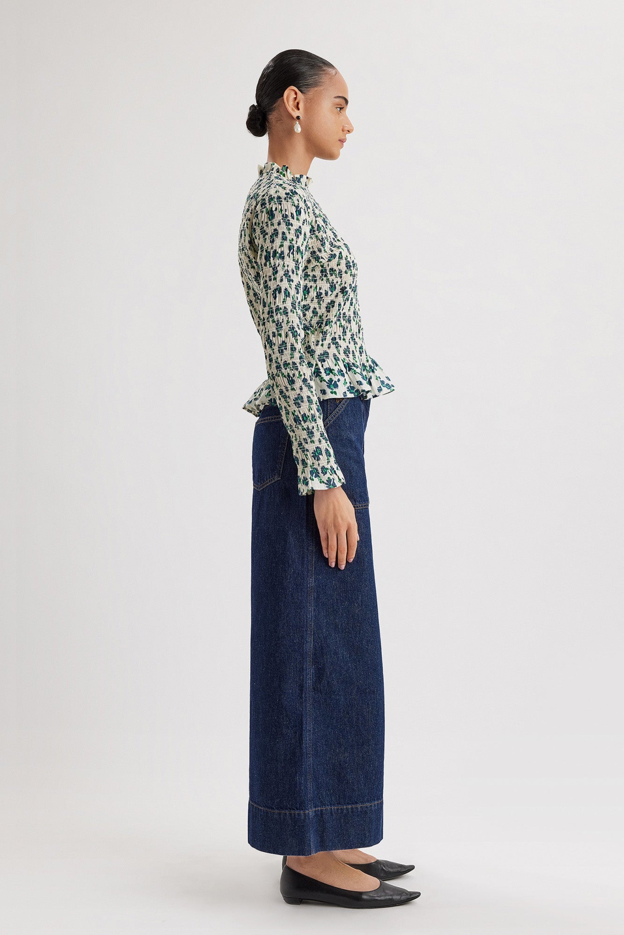 Norra Top in Navy Green Floral Print | Merlette