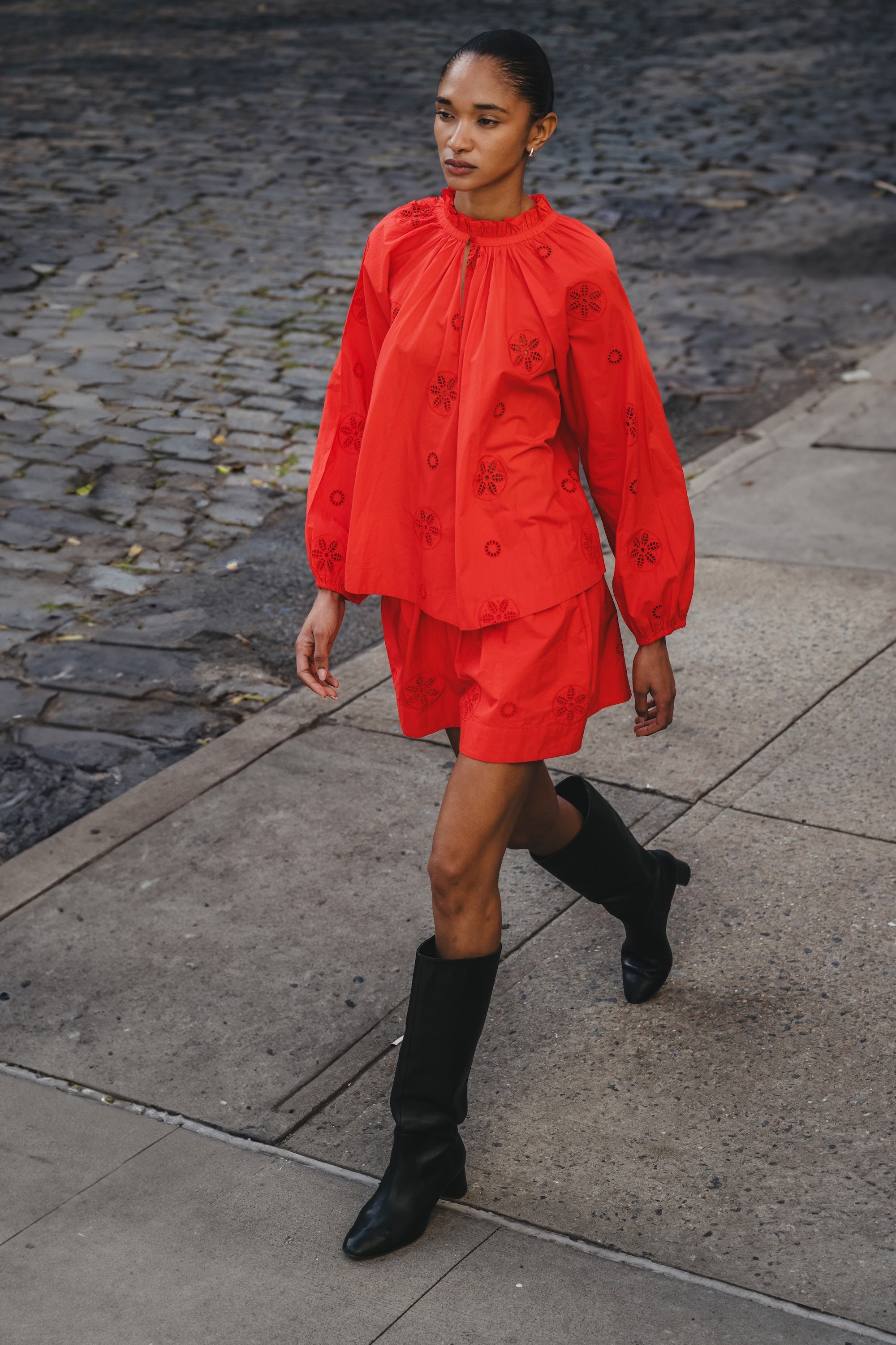 Antibes Eyelet Short in Cherry