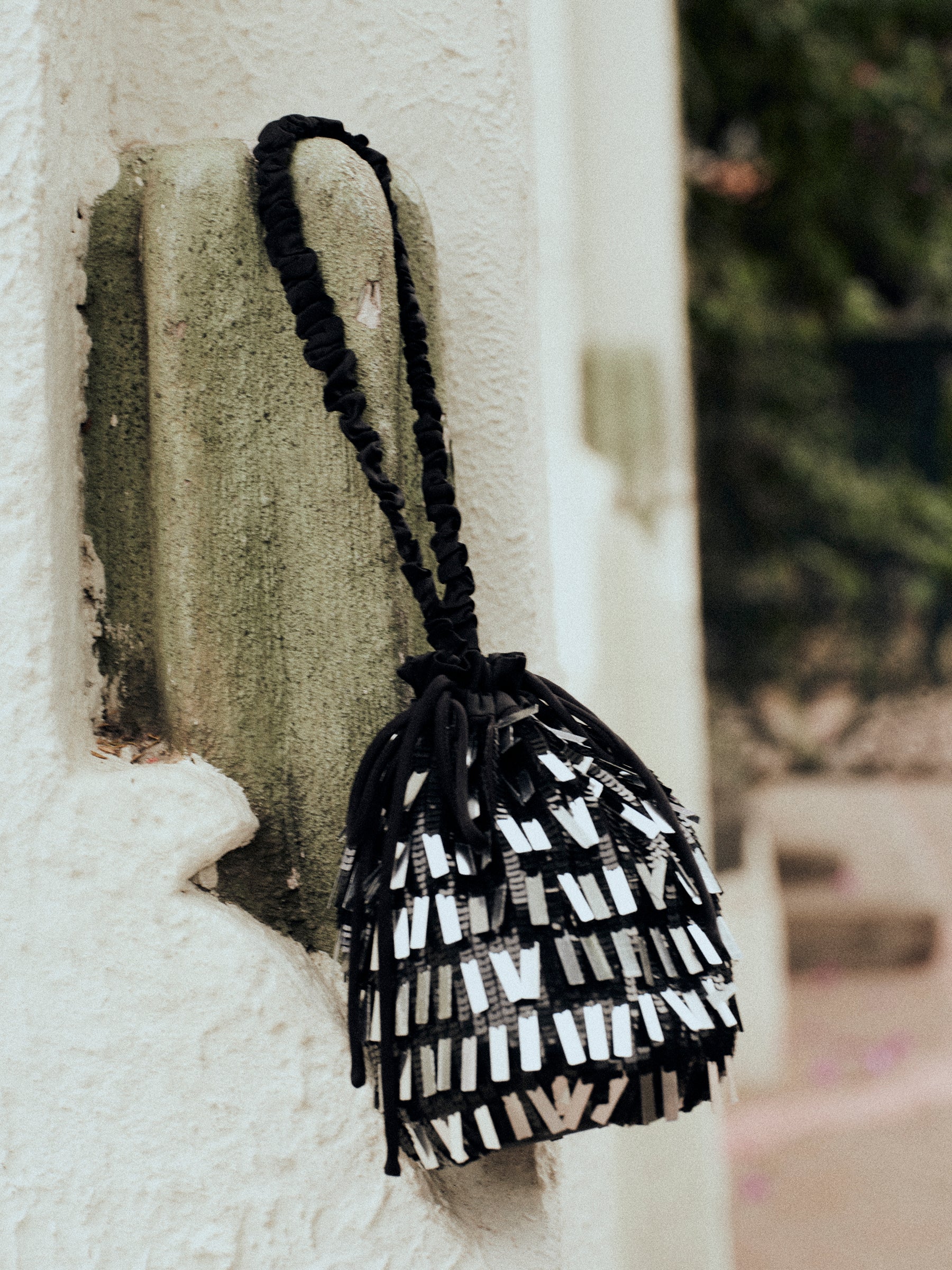 Deco Sequin Bag in Black