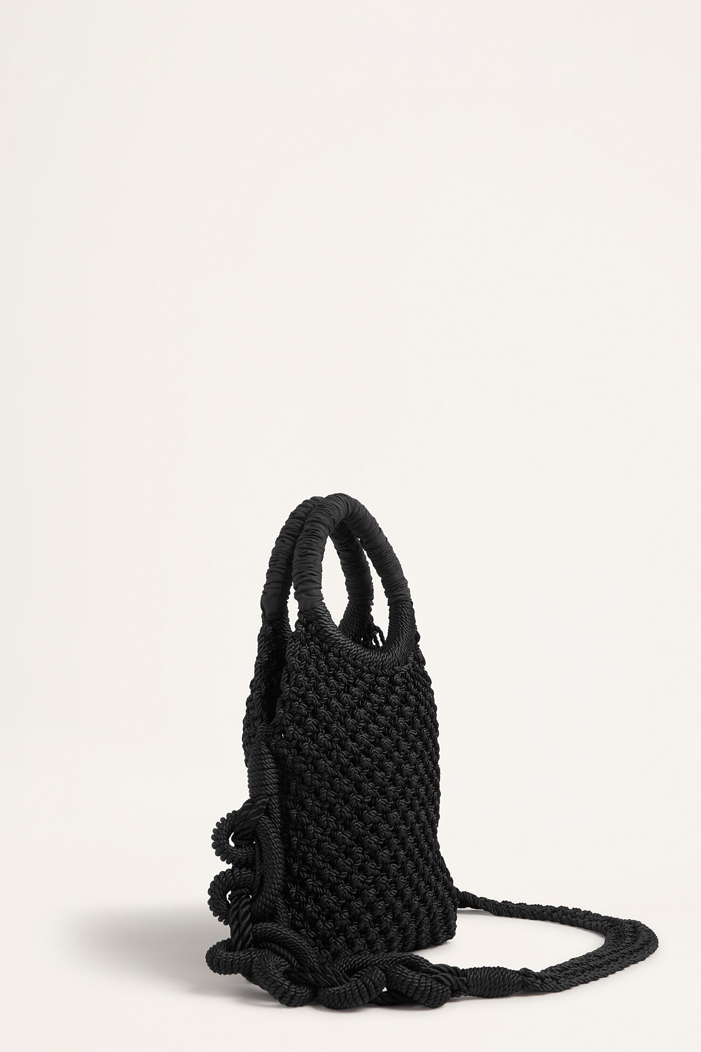 Maris Strap Bag in Black