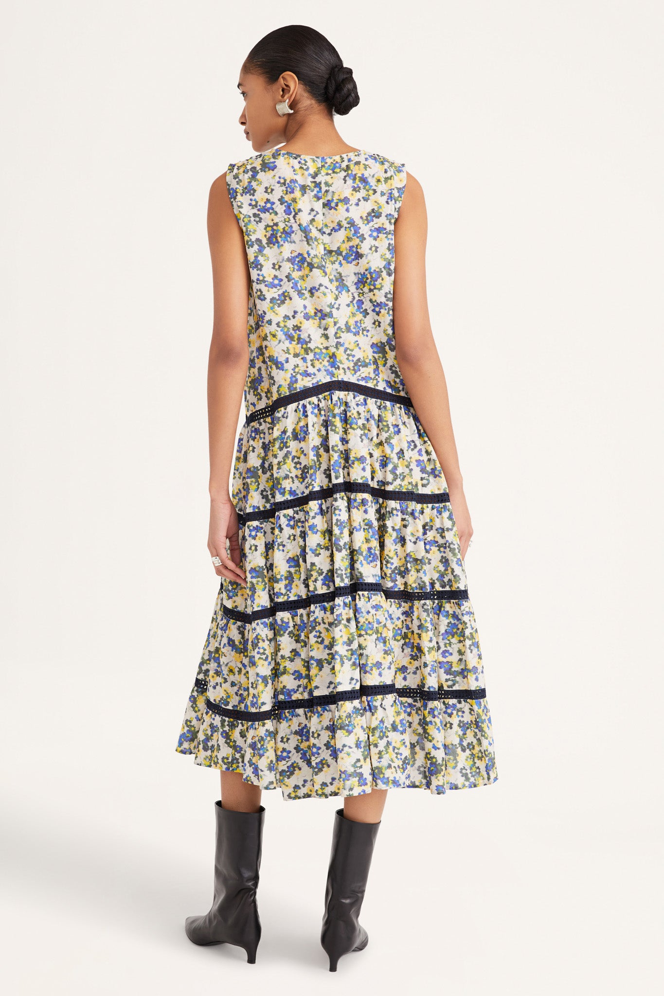 Wallis Dress in Blue Floral Print