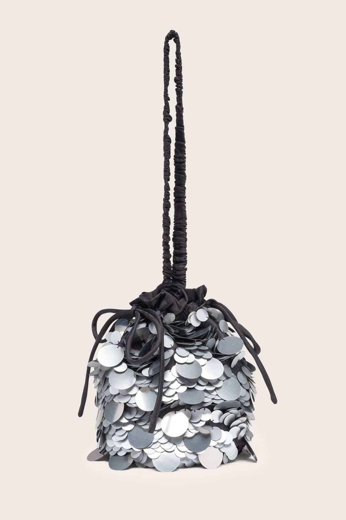 Deco Emb Pouch in Silver Black