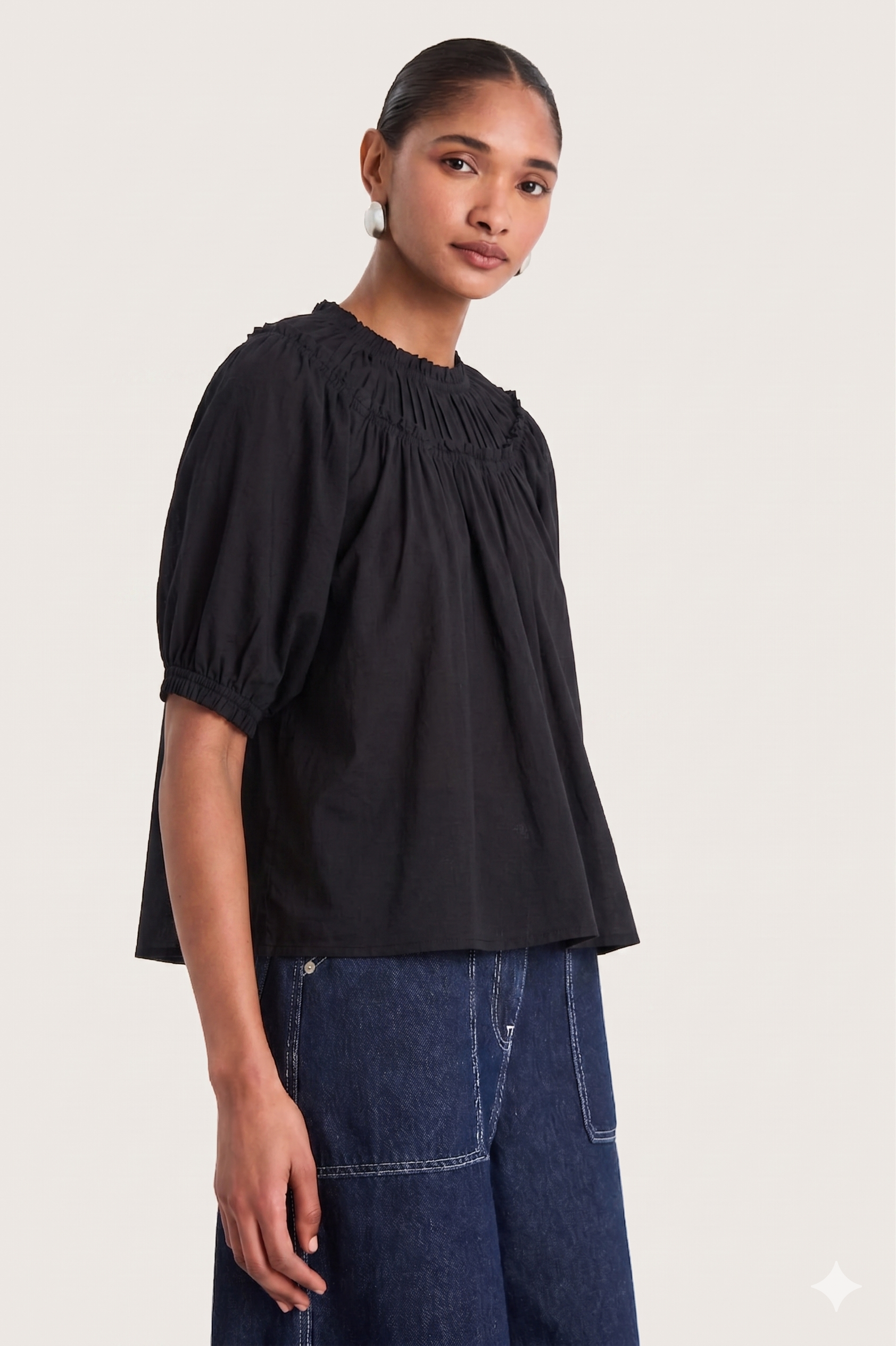 Menton Top in Black