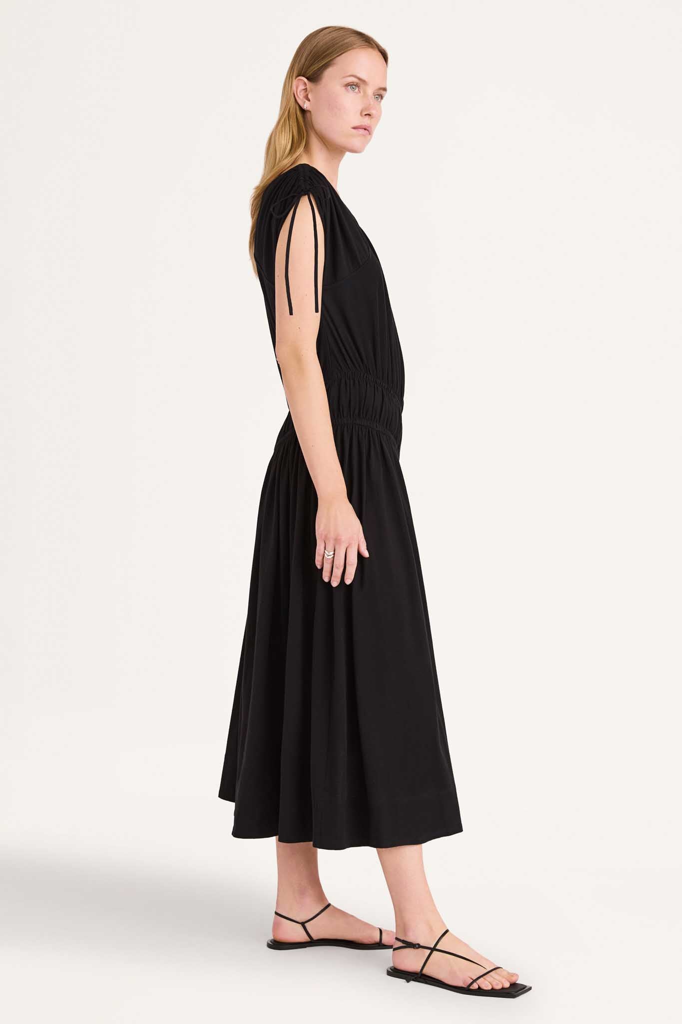 Zephyr Dress in Black – Merlette