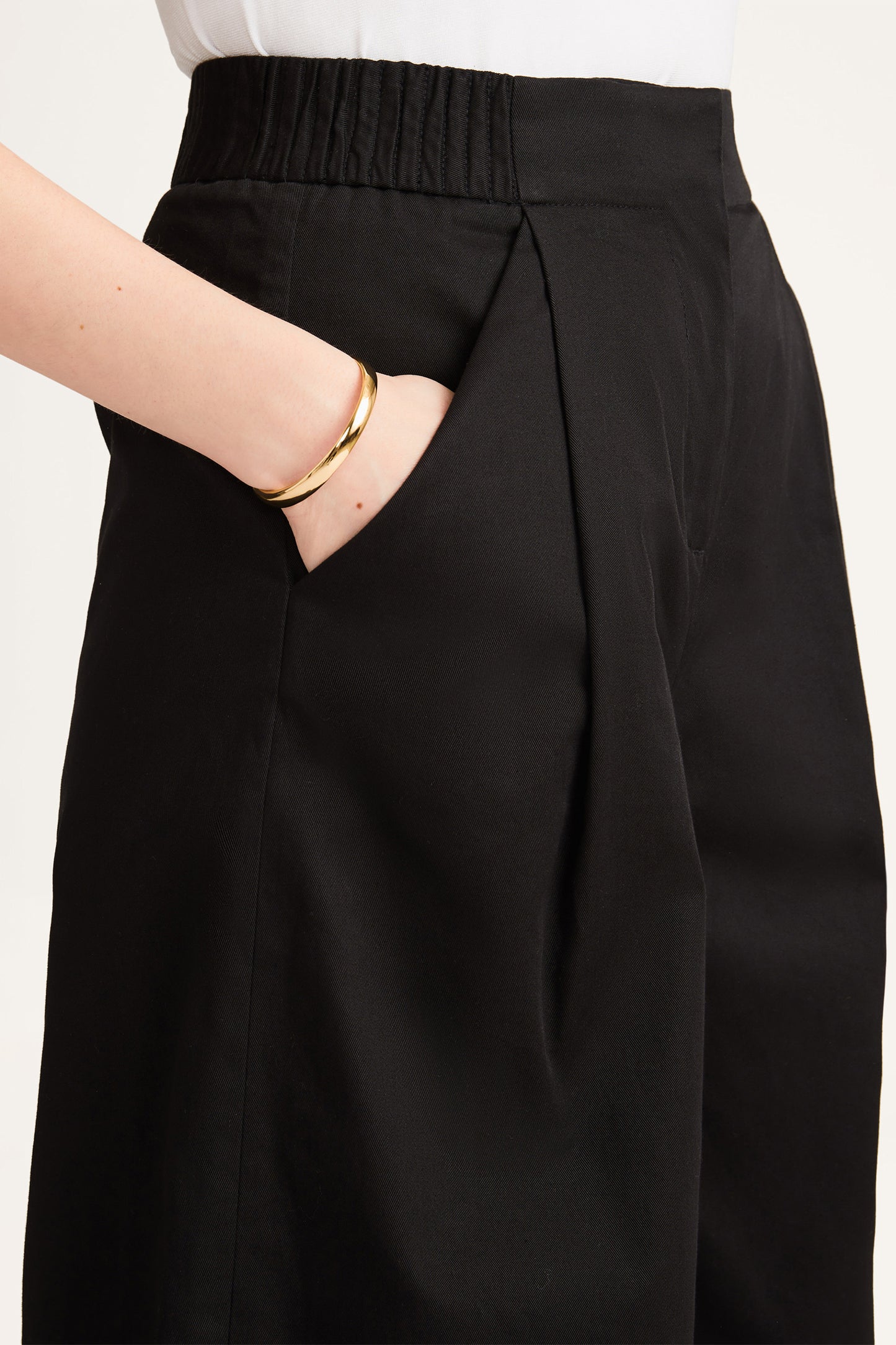Barnett Pant in Black